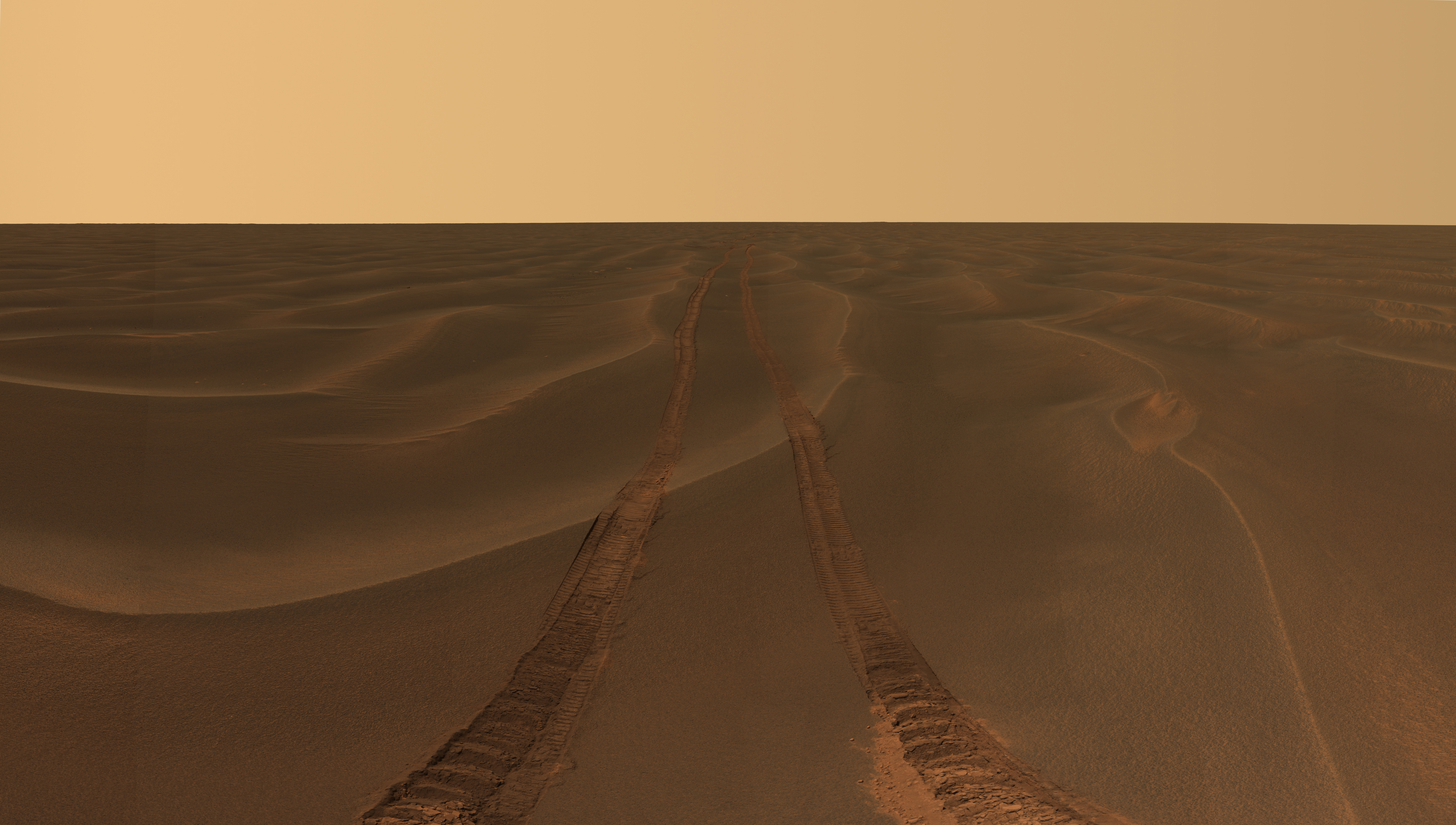 General 3981x2256 Mars Curiosity horizon dust planet sky sand