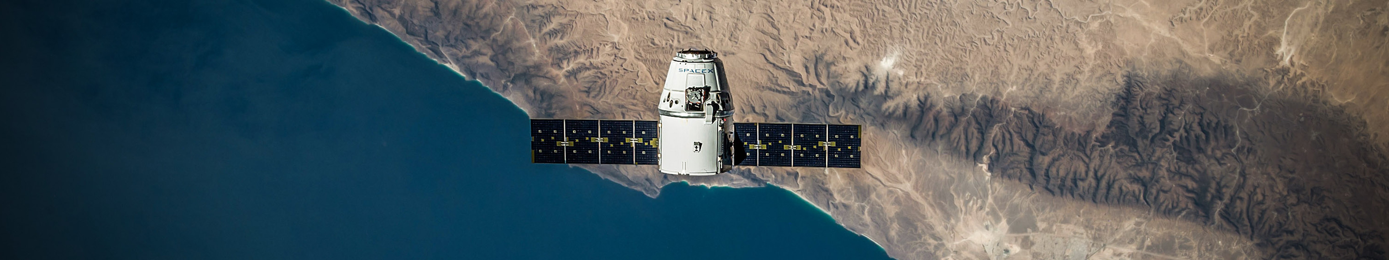 General 5760x1080 satellite space SpaceX Dragon Capsule orbital view