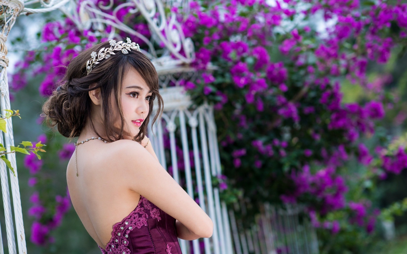 People 1680x1050 Asian women women outdoors flowers model Sun Hui Tong