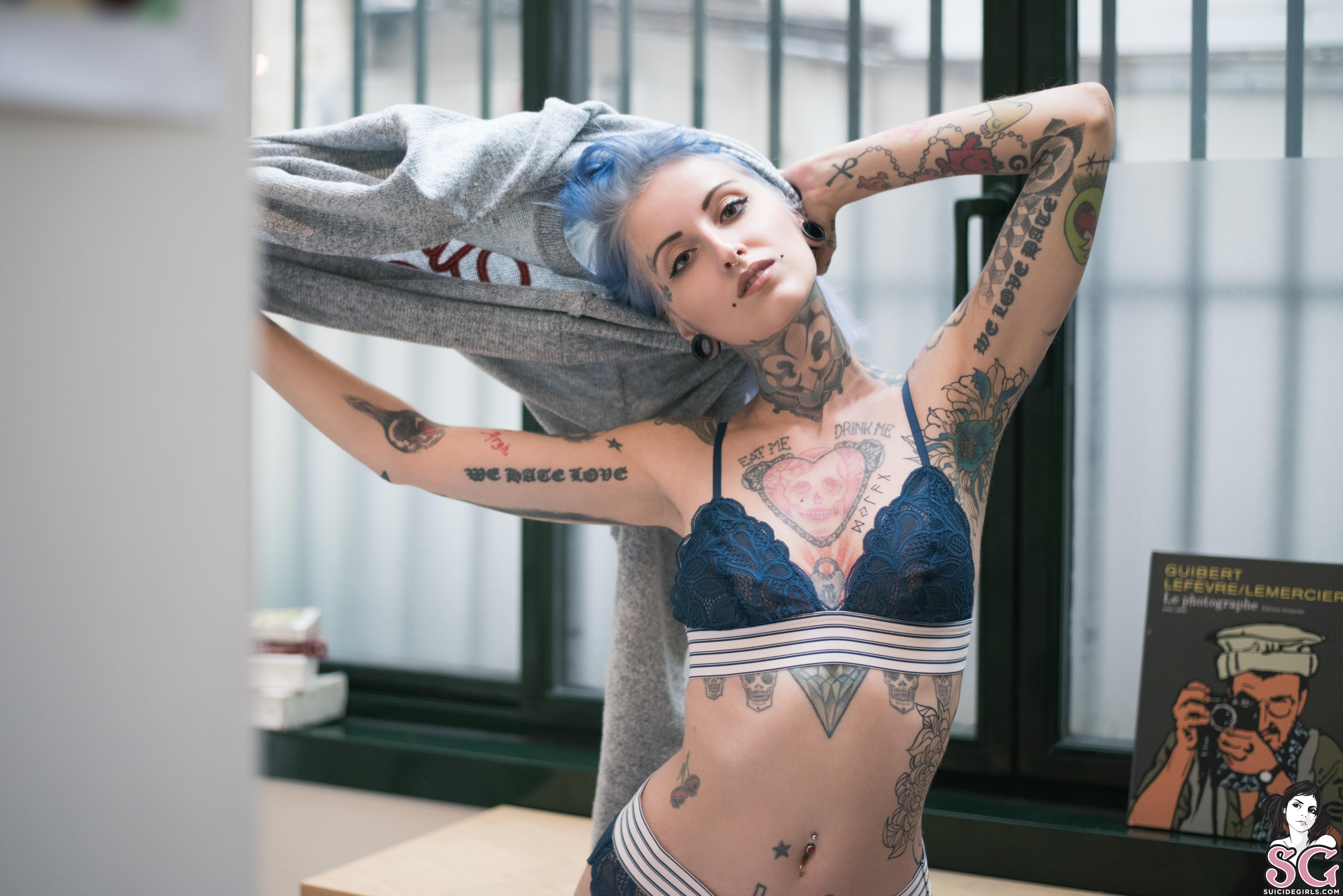 People 6787x4530 Gladyce Suicide Suicide Girls model dyed hair tattoo lingerie blue hair piercing women women indoors watermarked