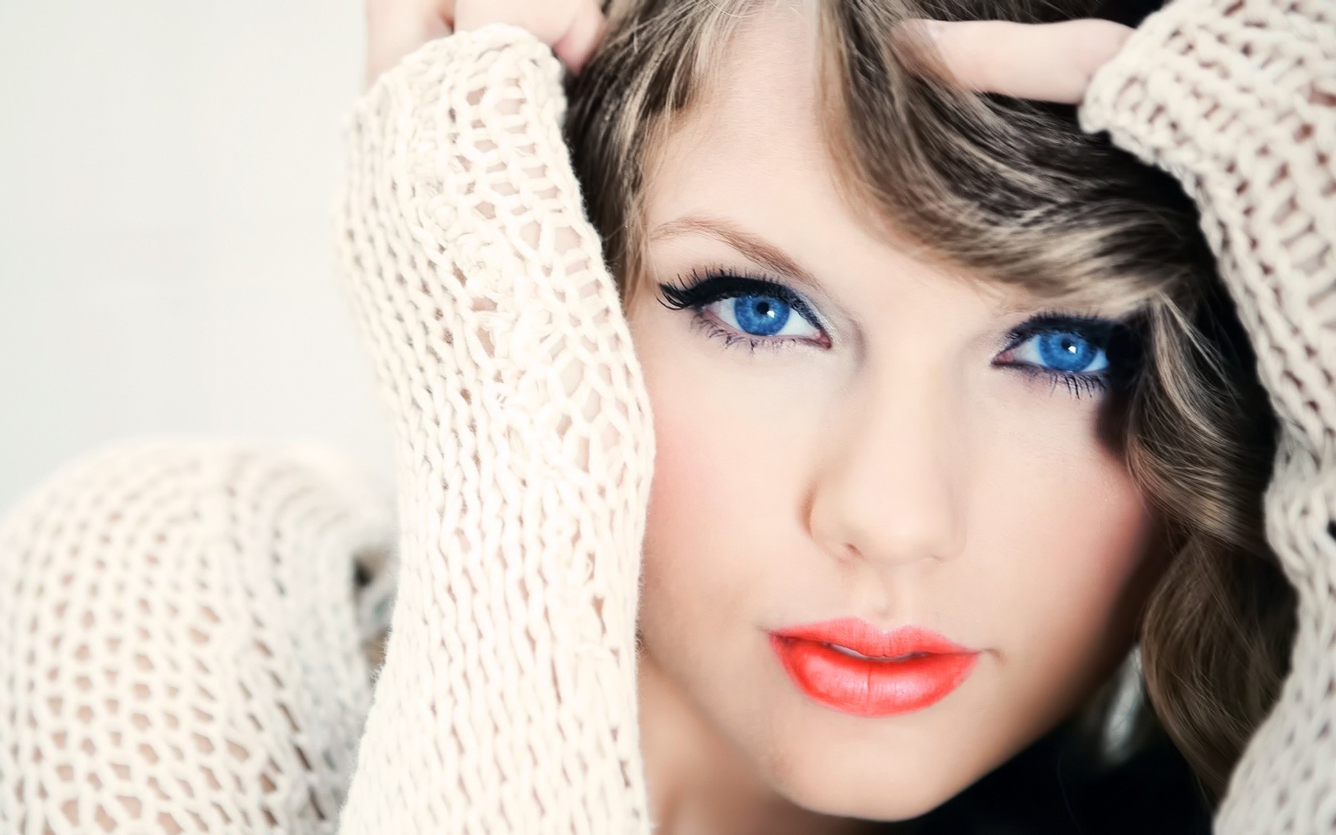 People 1920x1200 women sweater blue eyes red lipstick Taylor Swift singer face celebrity