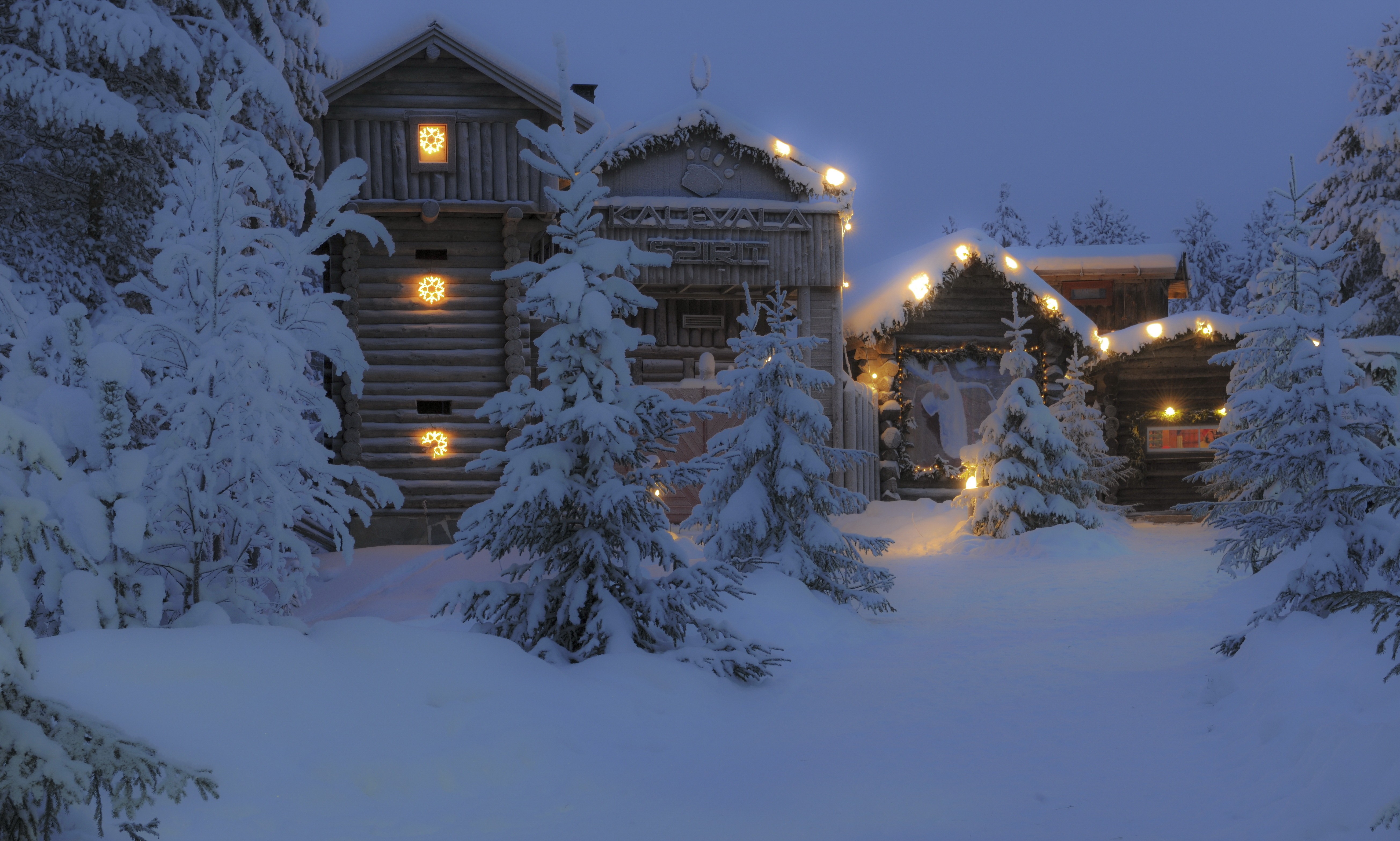 General 5216x3134 snow forest winter cabin Finland