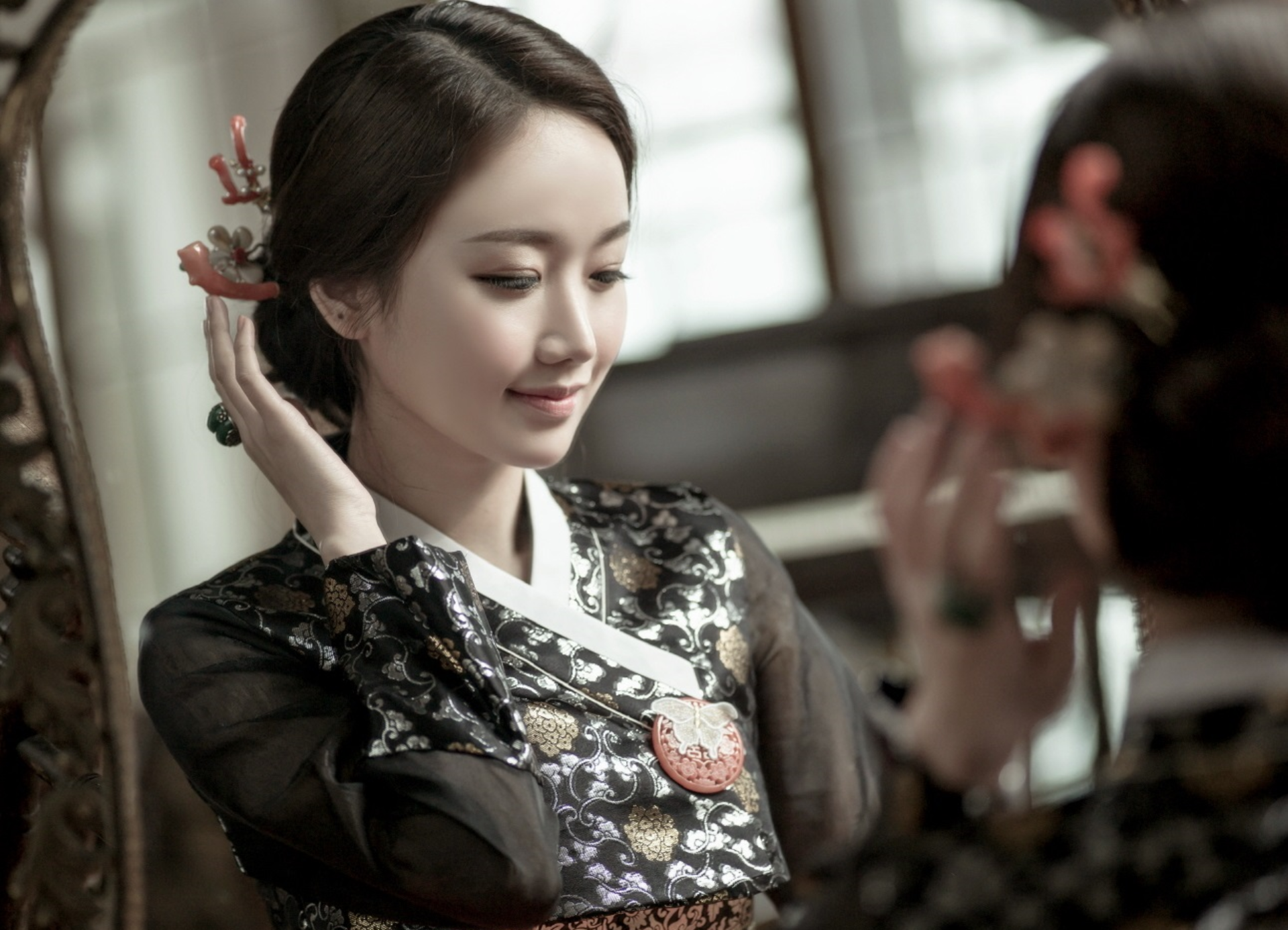 People 1920x1386 South Korea women Asian hanbok Asia Korean women model pale brunette women indoors indoors