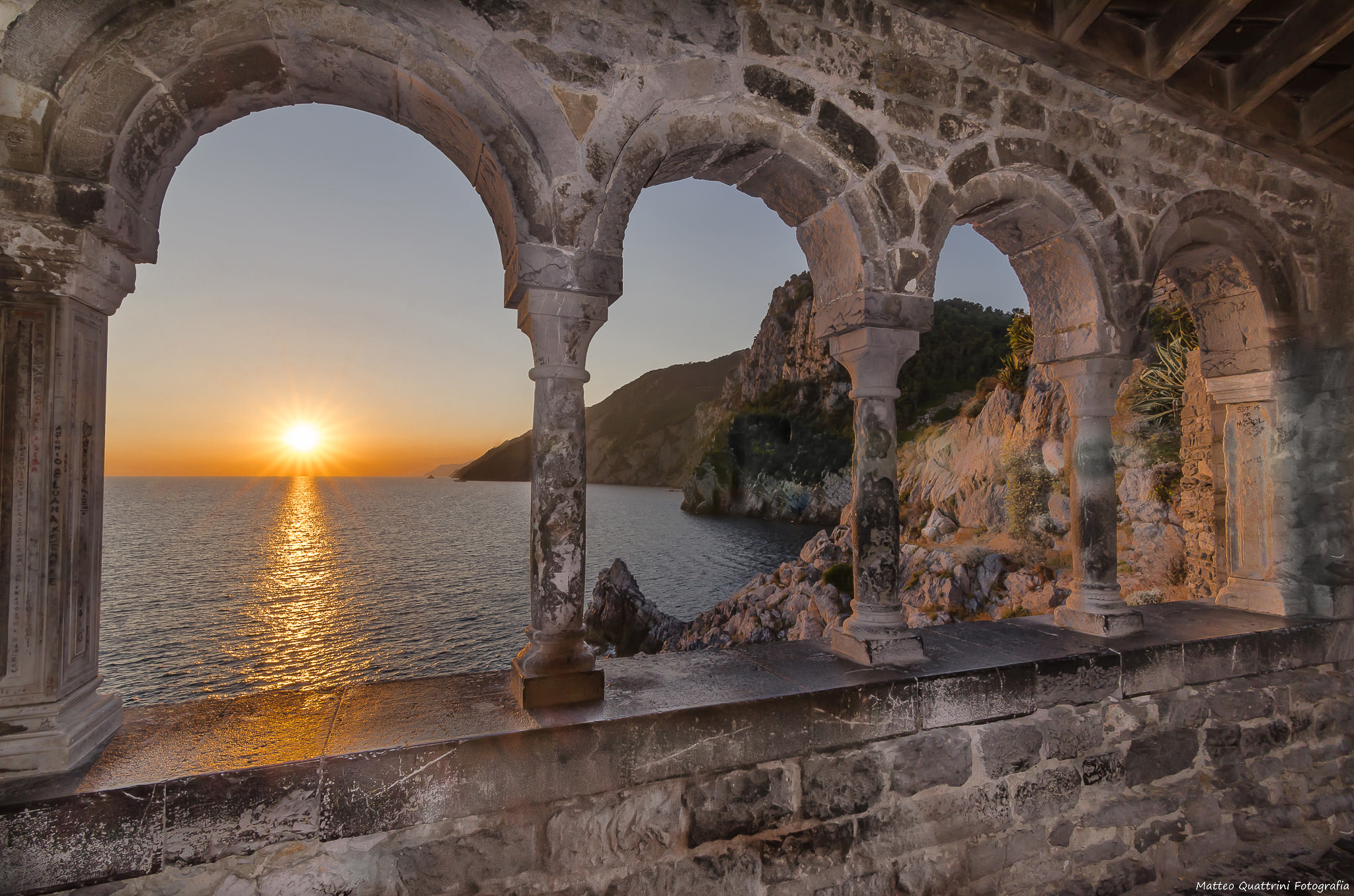 General 2048x1356 nature landscape water Italy Sun sea arch cliff ancient architecture rocks