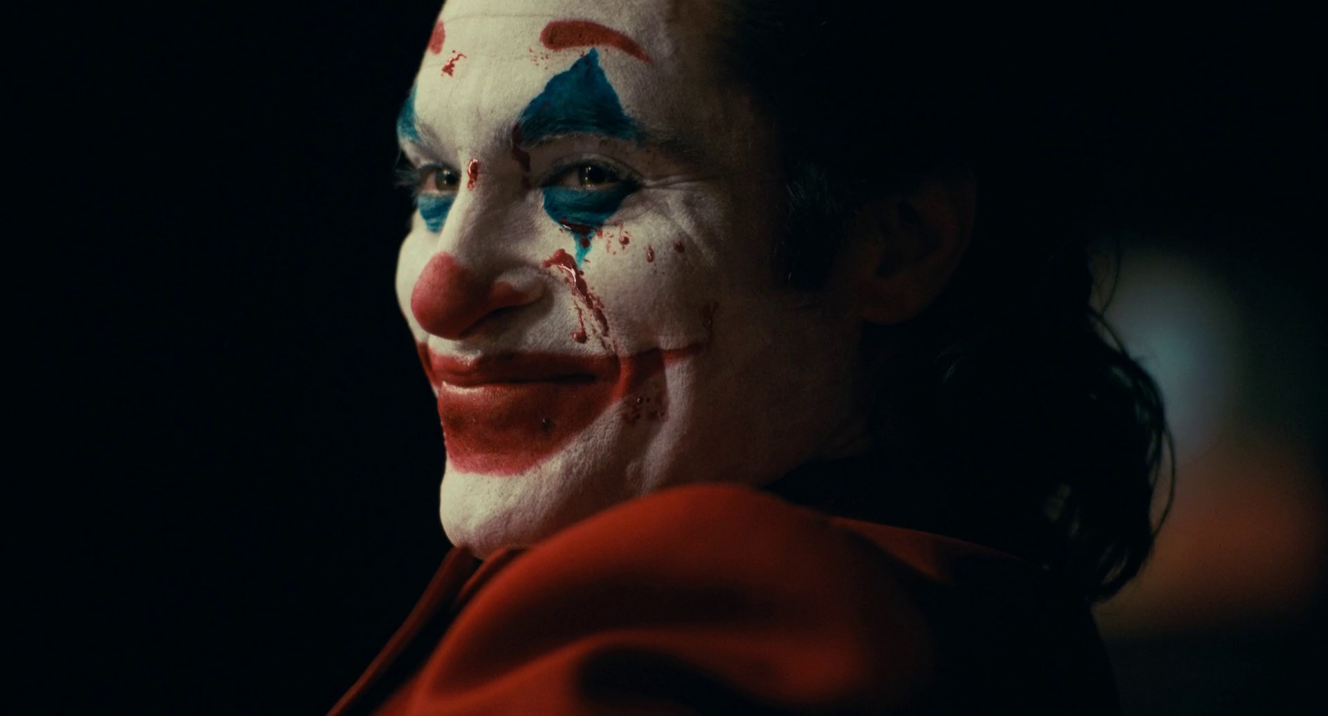 People 1920x1036 Joker (2019 Movie) Joker Joaquin Phoenix men movies film stills makeup depth of field blood smiling