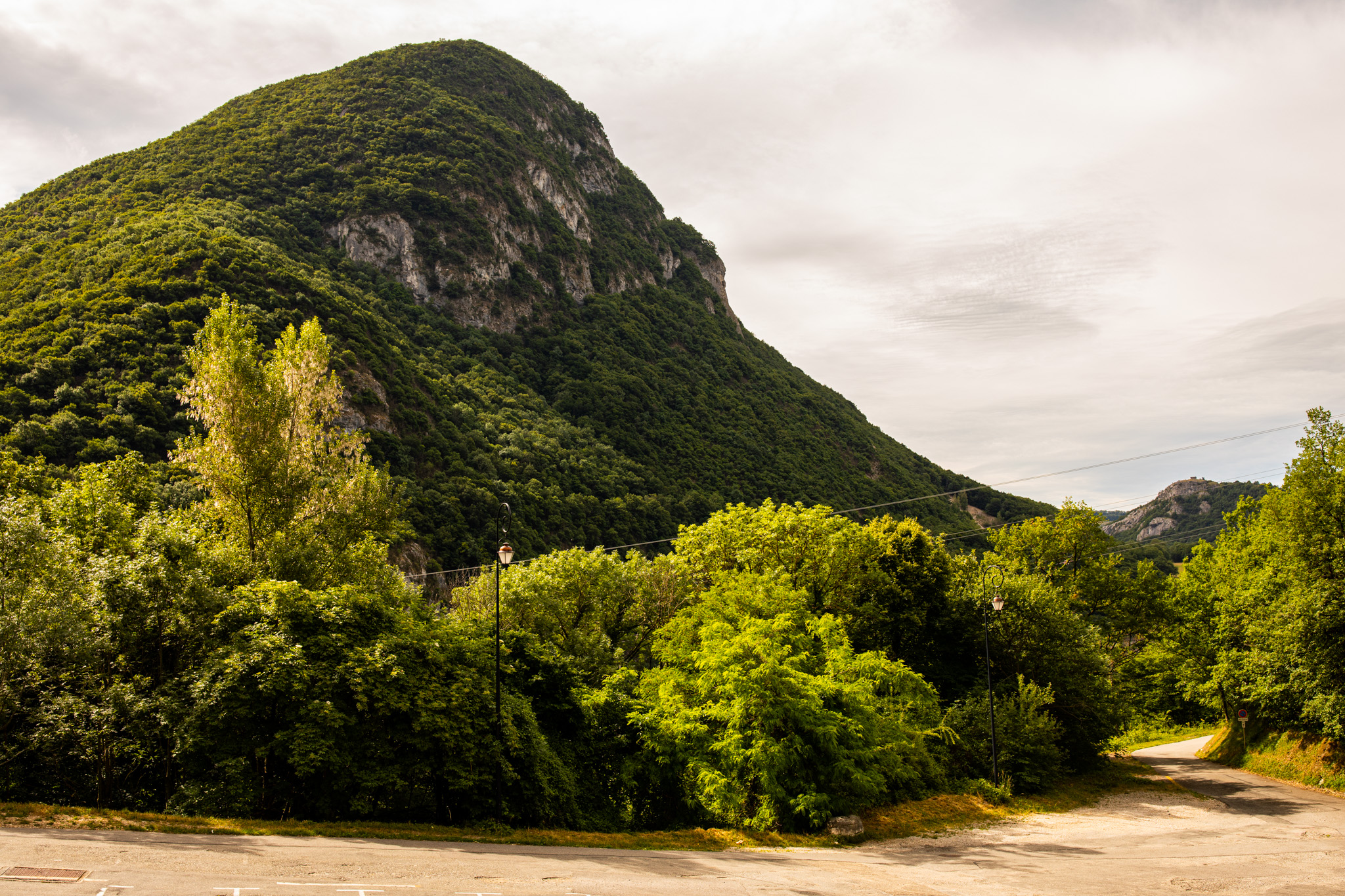 General 2048x1365 photography nature outdoors greenery plants mountains trees forest cliff road