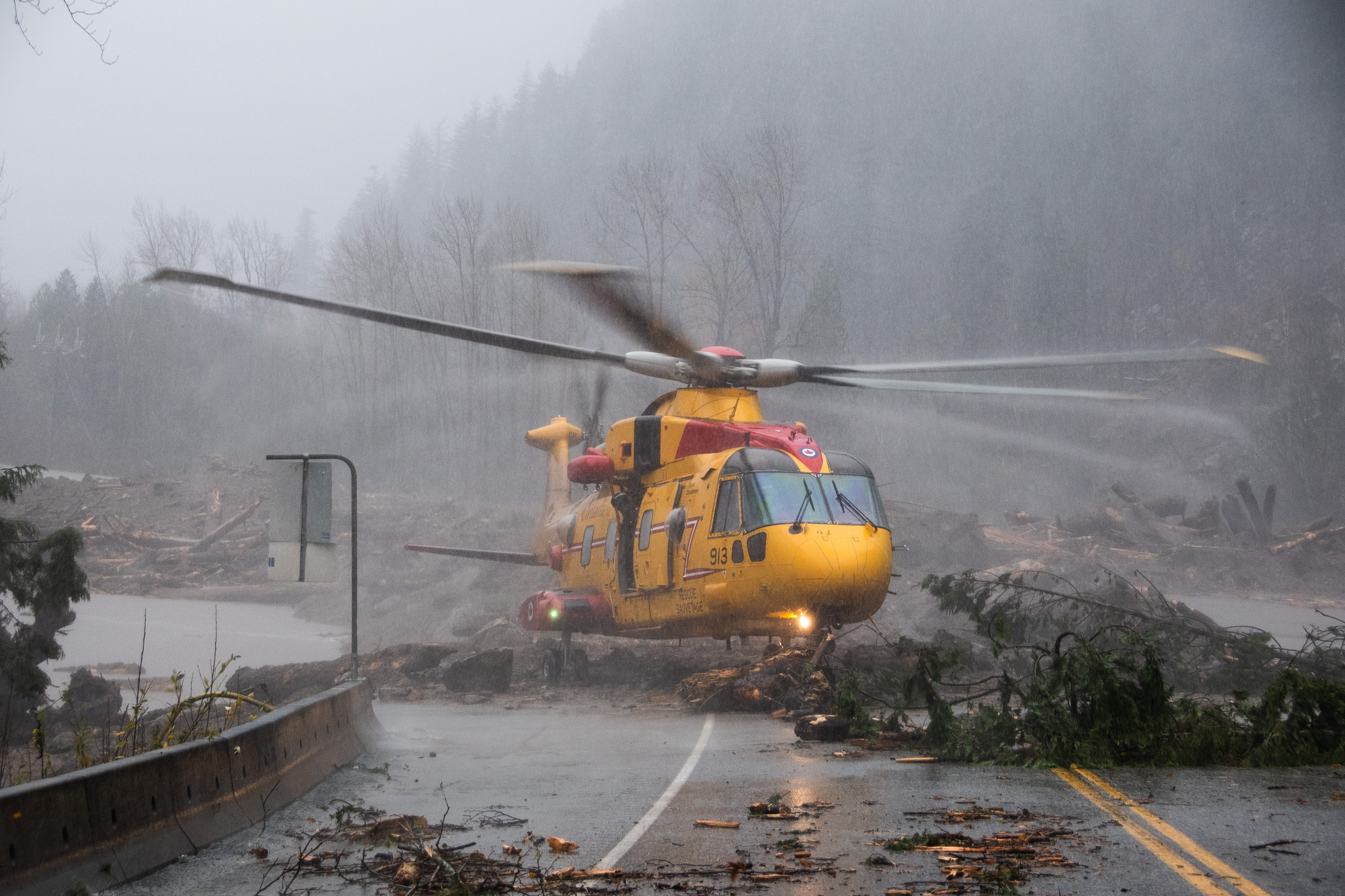General 3648x2432 yellow helicopters Rescue Team Canada British Columbia flood Royal Canadian Air Force Parker Salustro