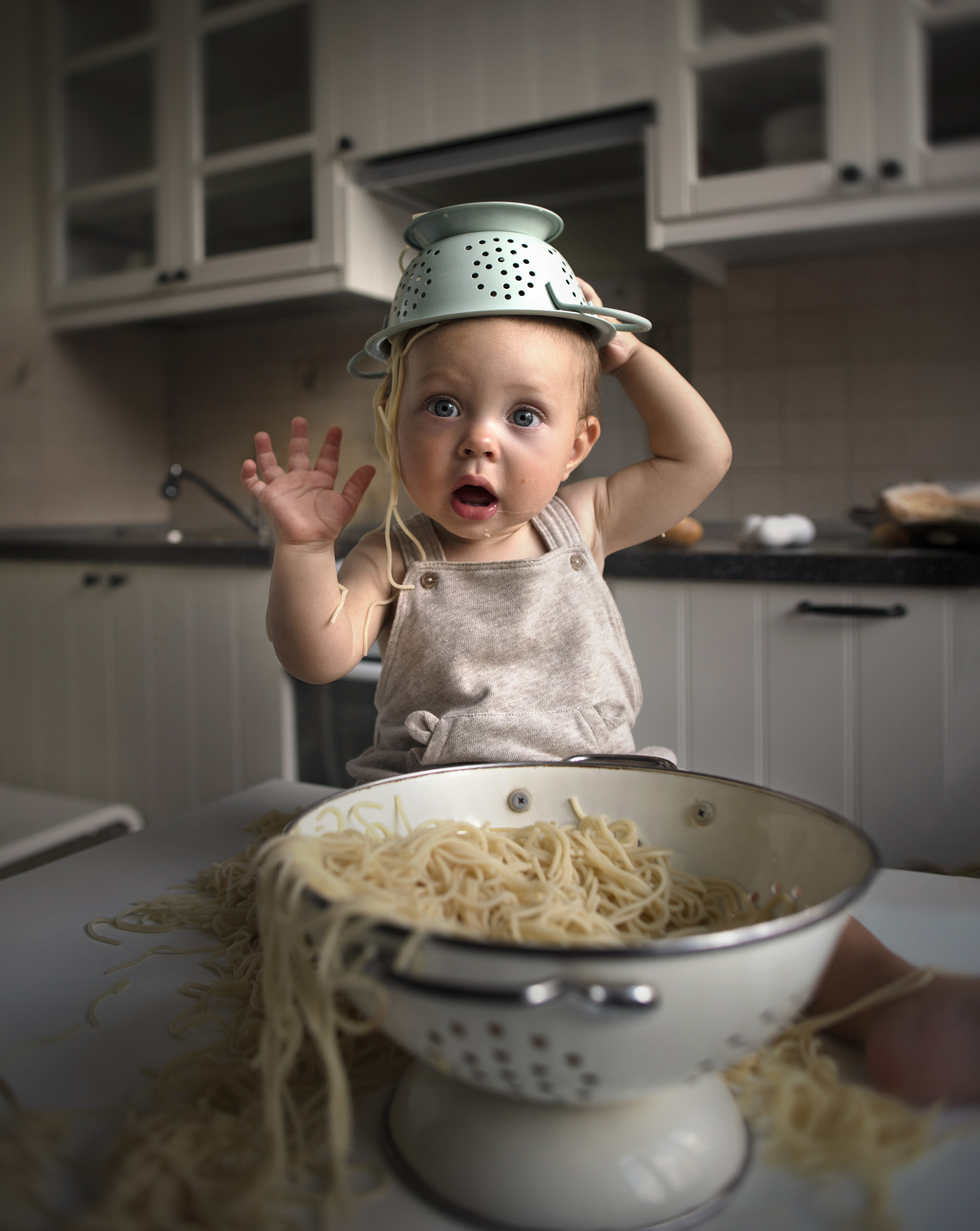 People 1631x2048 Elena Shumilova children baby pasta food messy kitchen depth of field spaghetti humor
