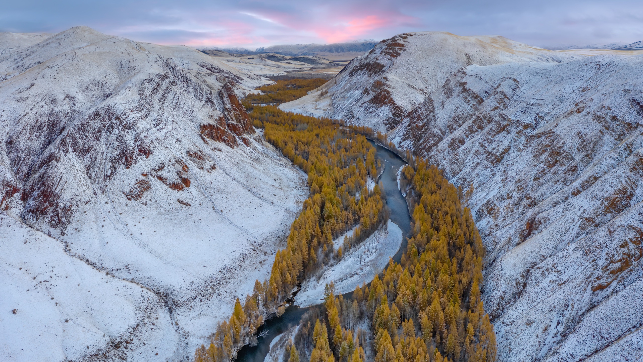 General 2560x1440 nature winter creeks cold ice snow mountains outdoors landscape Altai Mountains Mongolia aerial view