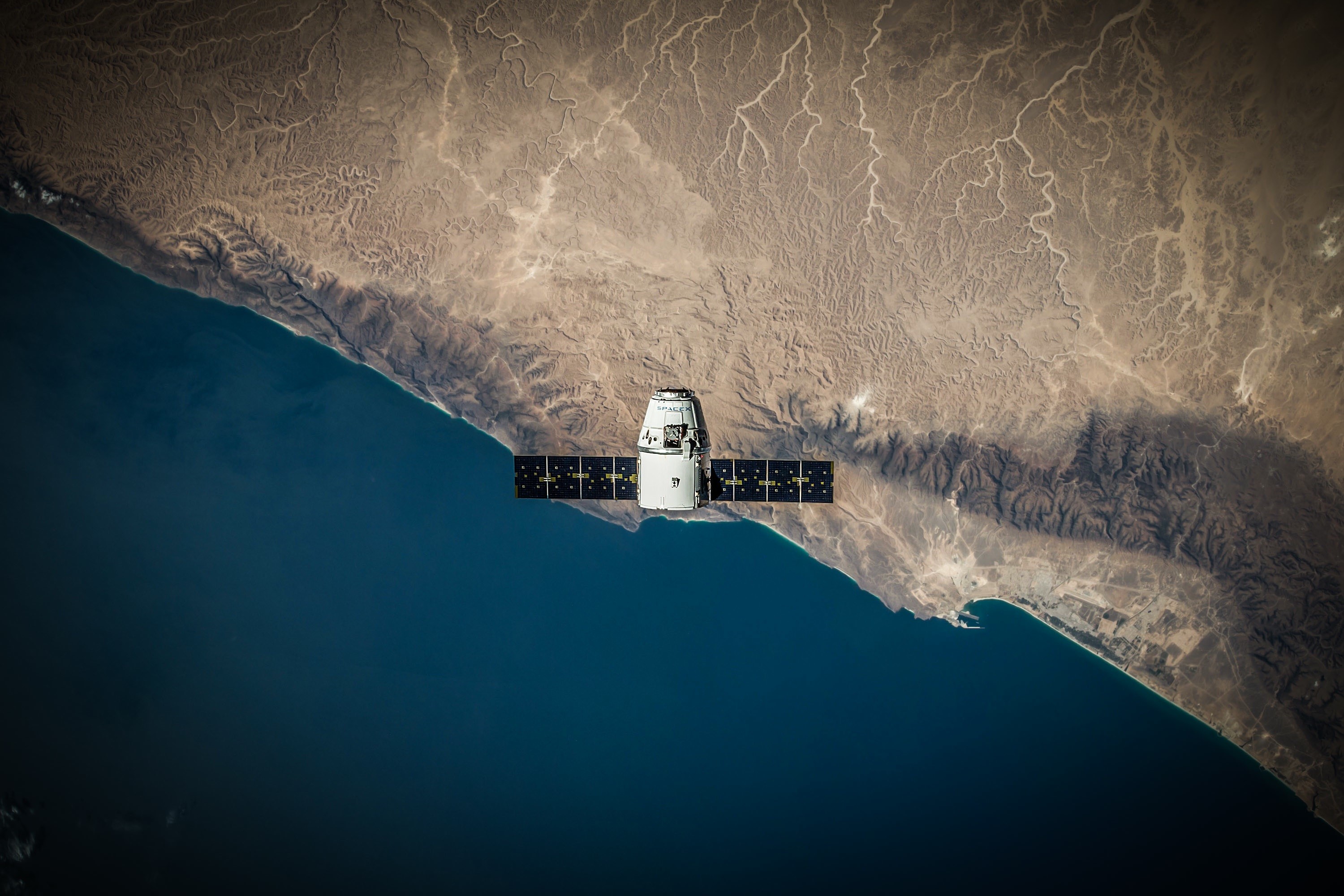 General 3000x2000 aerial view satellite sea SpaceX vehicle coastline