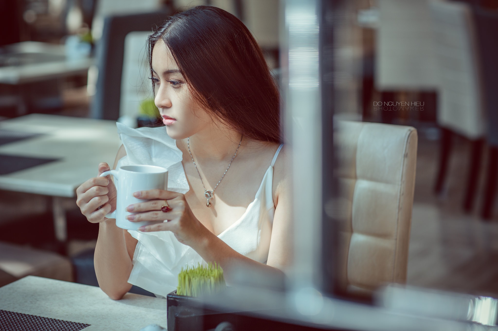 People 2048x1365 brunette looking away thinking white tops coffee house coffee cup cup Asian women model necklace watermarked Do Nguyen Hieu