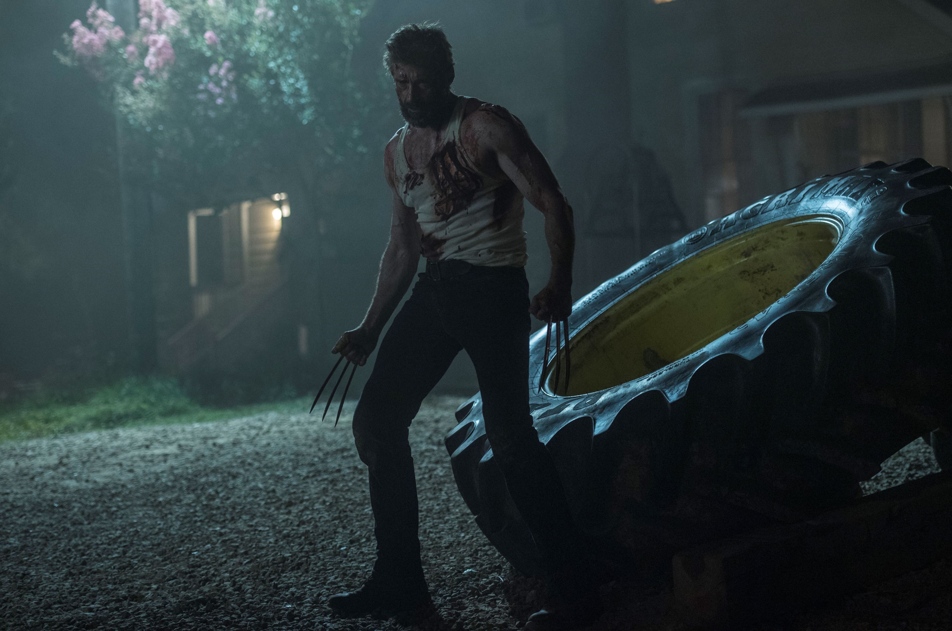 People 3797x2517 Logan (2017) Hugh Jackman blood claws injured Wolverine movies actor men bruise