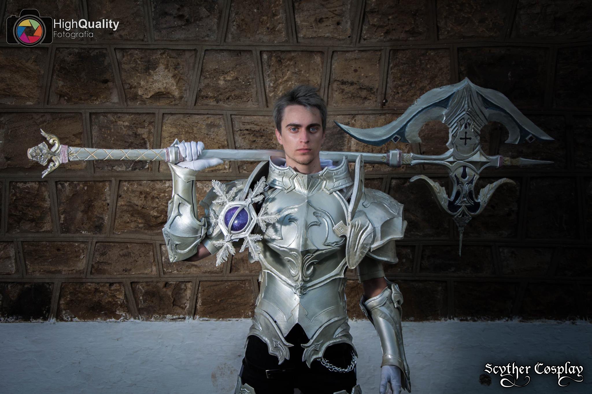 People 2048x1365 Aion Online cosplay axes armor knight gray hair