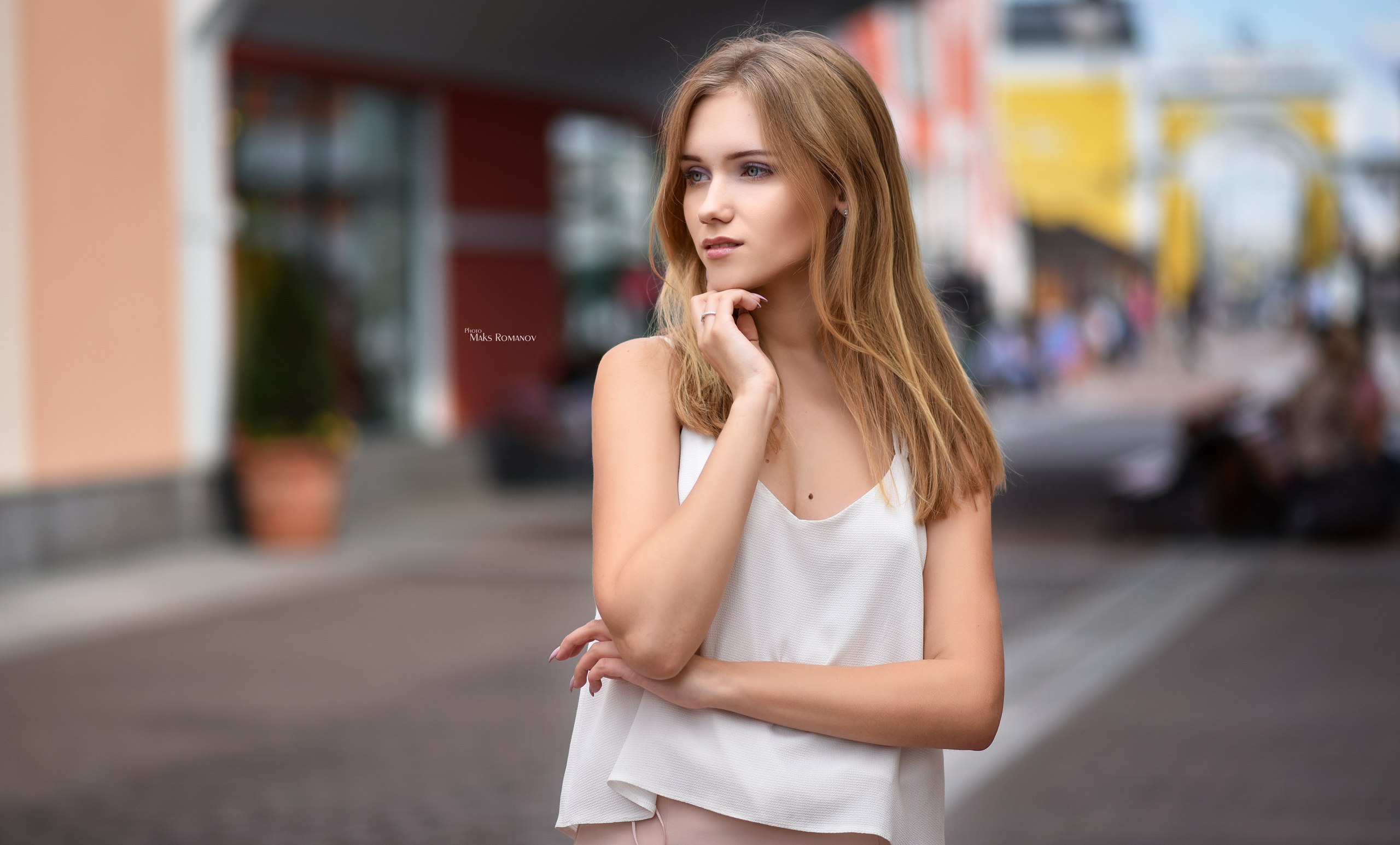 People 2560x1546 women Maxim Romanov blonde portrait depth of field women outdoors white clothing public white tops touching face watermarked