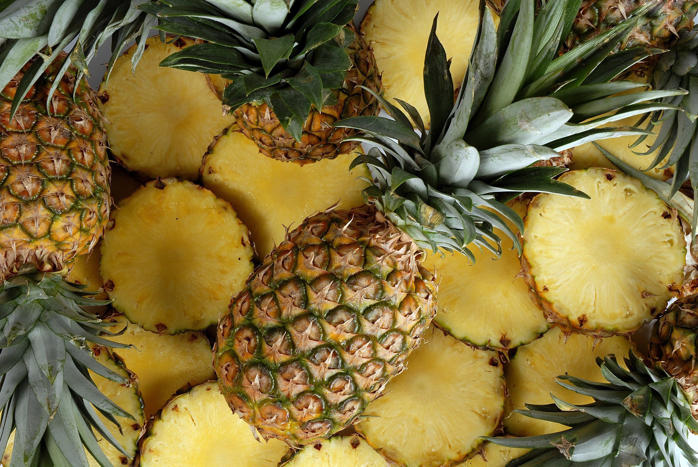 General 2327x1558 pineapples food yellow plants top view
