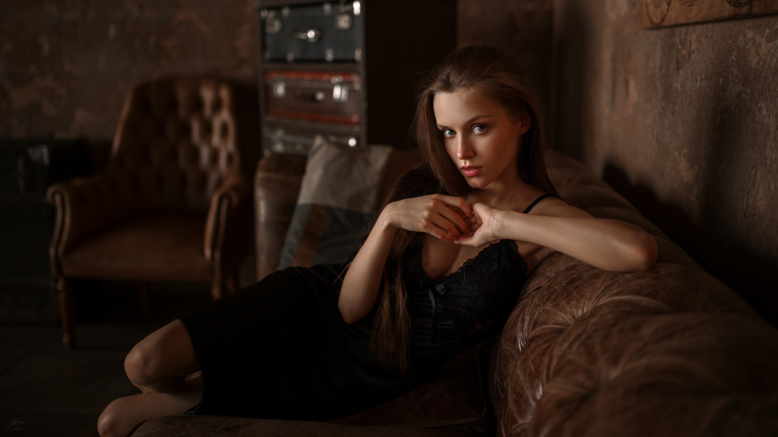 People 2560x1440 women brunette blue eyes black clothing face dress sideboob cleavage long hair sitting Yuriy Lyamin Fenix Raya women indoors black dress on sofa open mouth makeup Caucasian brown sofa red lipstick lipstick living rooms leather couch leather chair