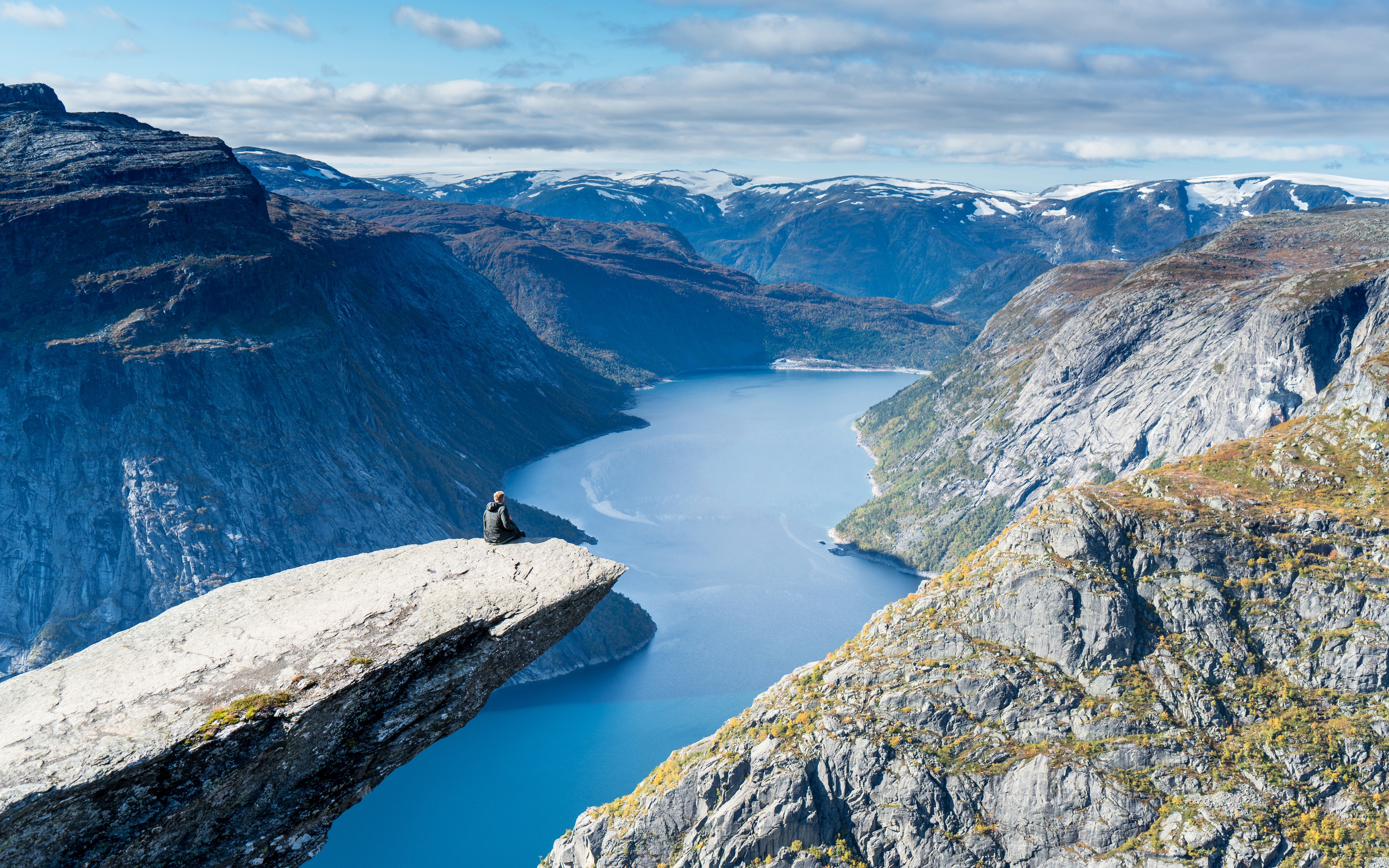 General 3840x2400 nature landscape Norway Trolltunga mountains fjord rocks sky clouds panorama water snow