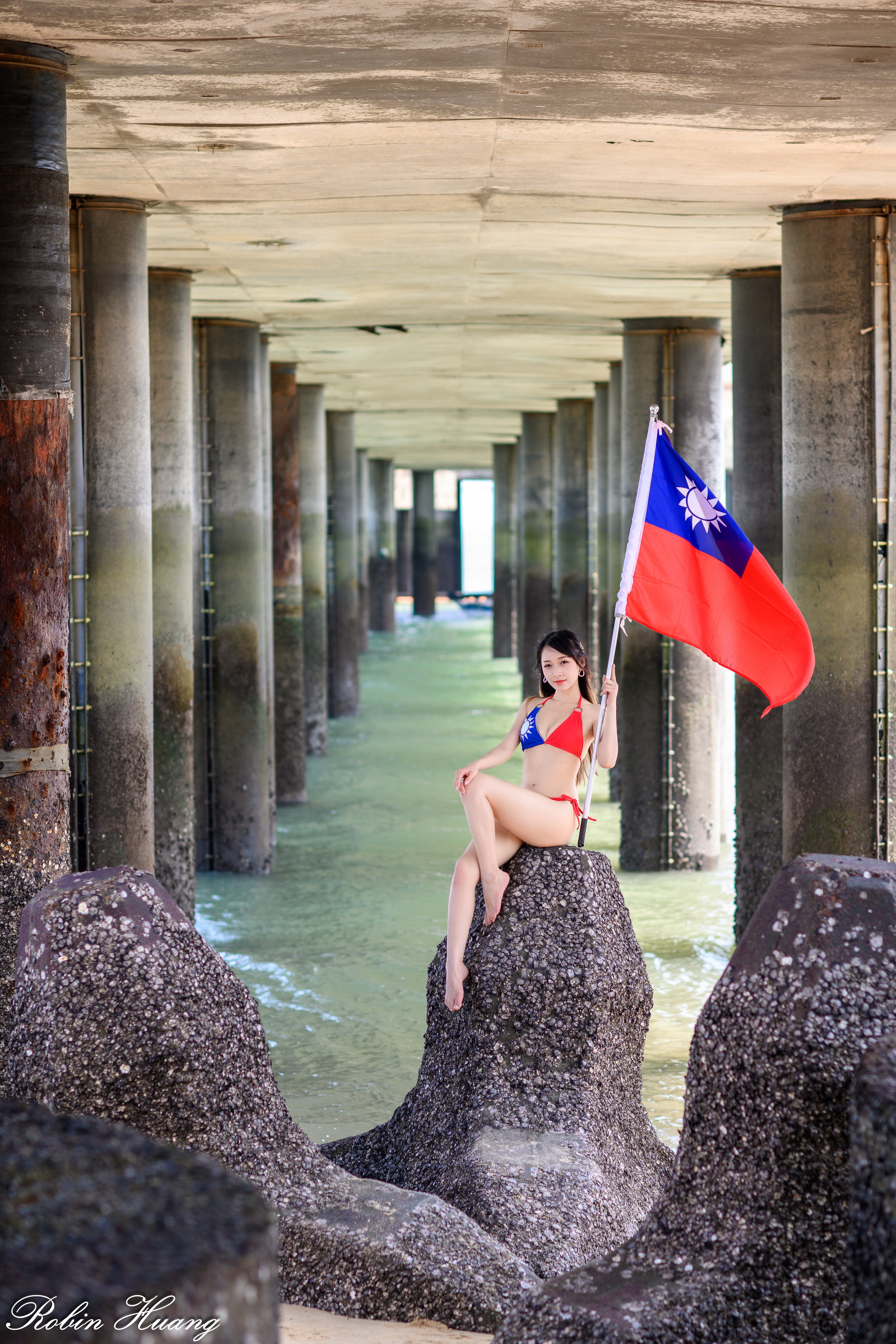 People 2731x4096 Robin Huang women Asian brunette bikini Taiwan pillar