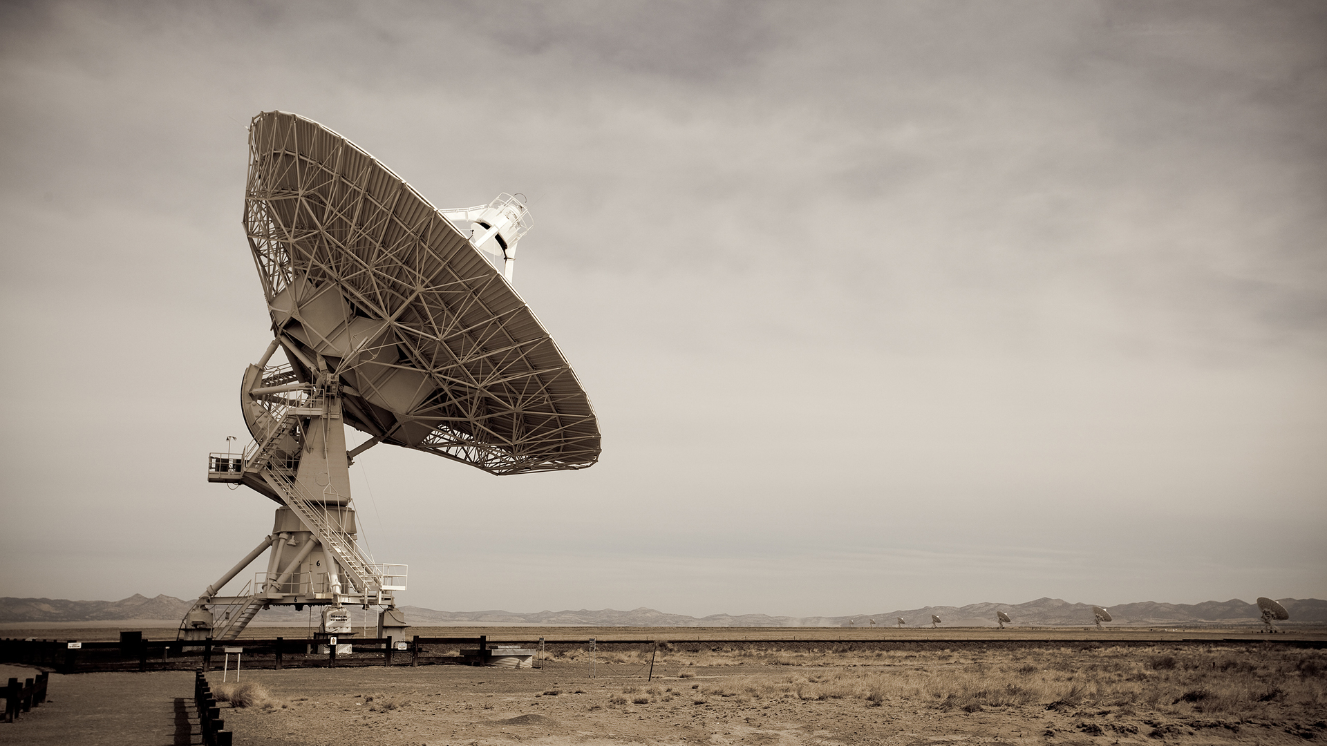 General 1920x1080 desert radio telescope technology sky