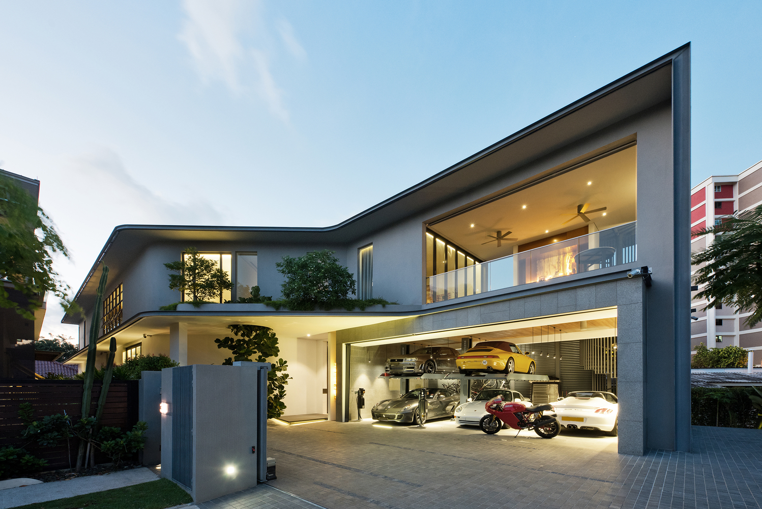 General 1498x1000 house modern architecture mansions luxury garage