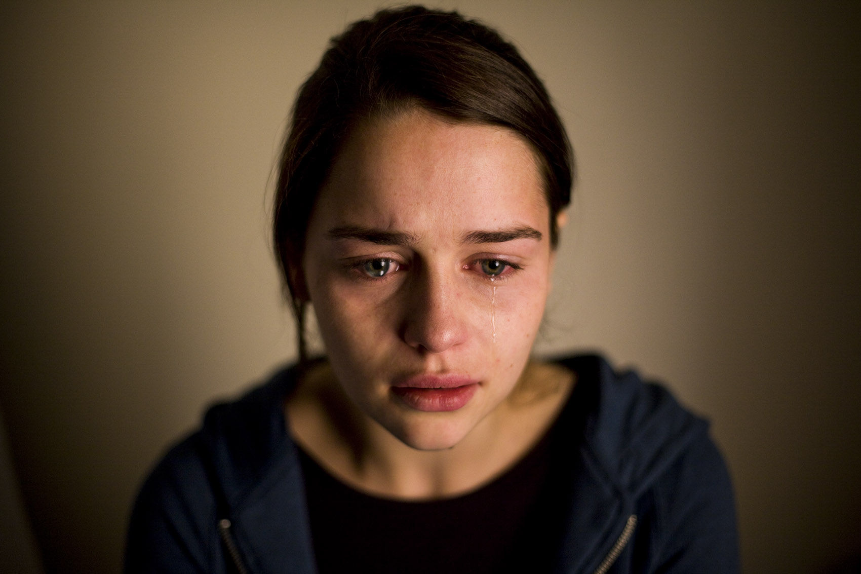 People 1700x1133 Emilia Clarke women brunette blue eyes face crying actress