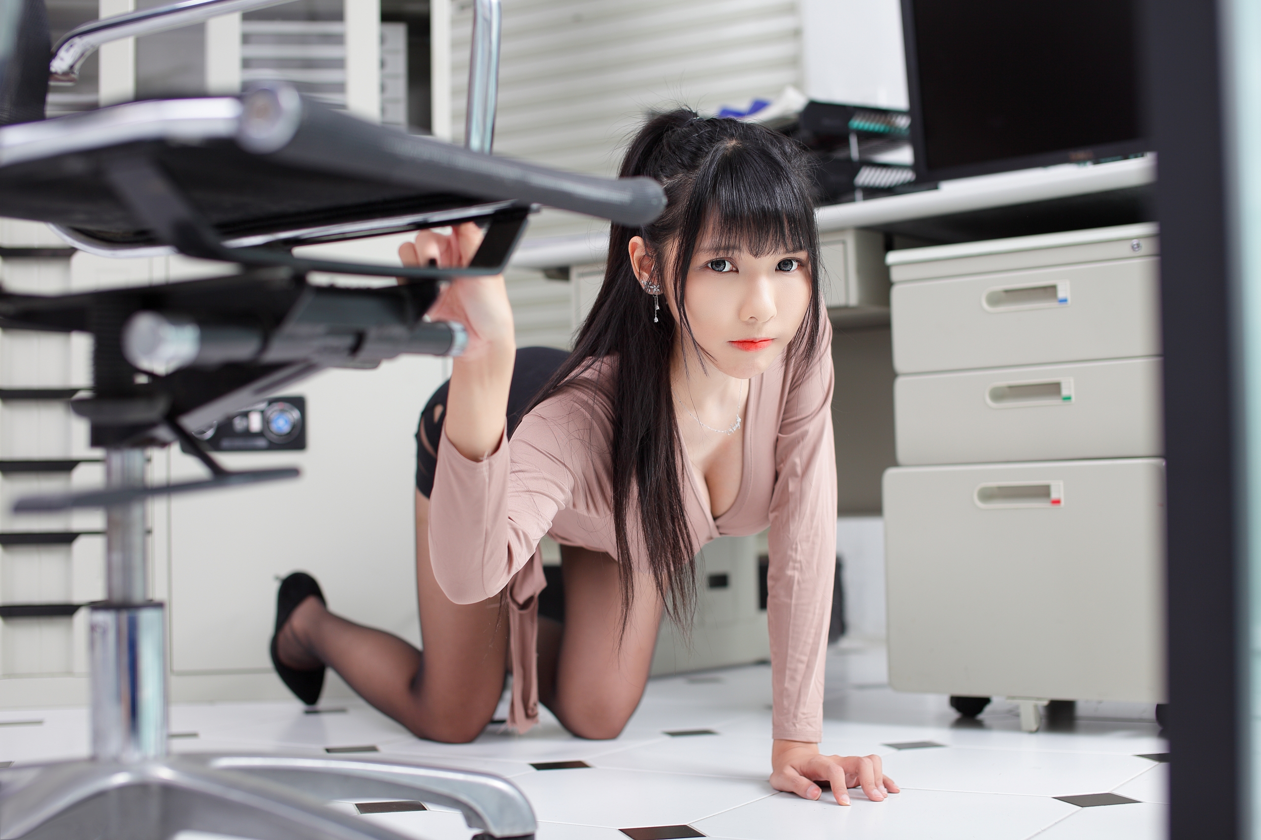 People 2560x1707 women model Asian brunette bangs ponytail bokeh on the floor kneeling bent over cleavage looking at viewer pantyhose office office girl chair indoors women indoors red lipstick portrait Vicky (Asian model) Taiwanese