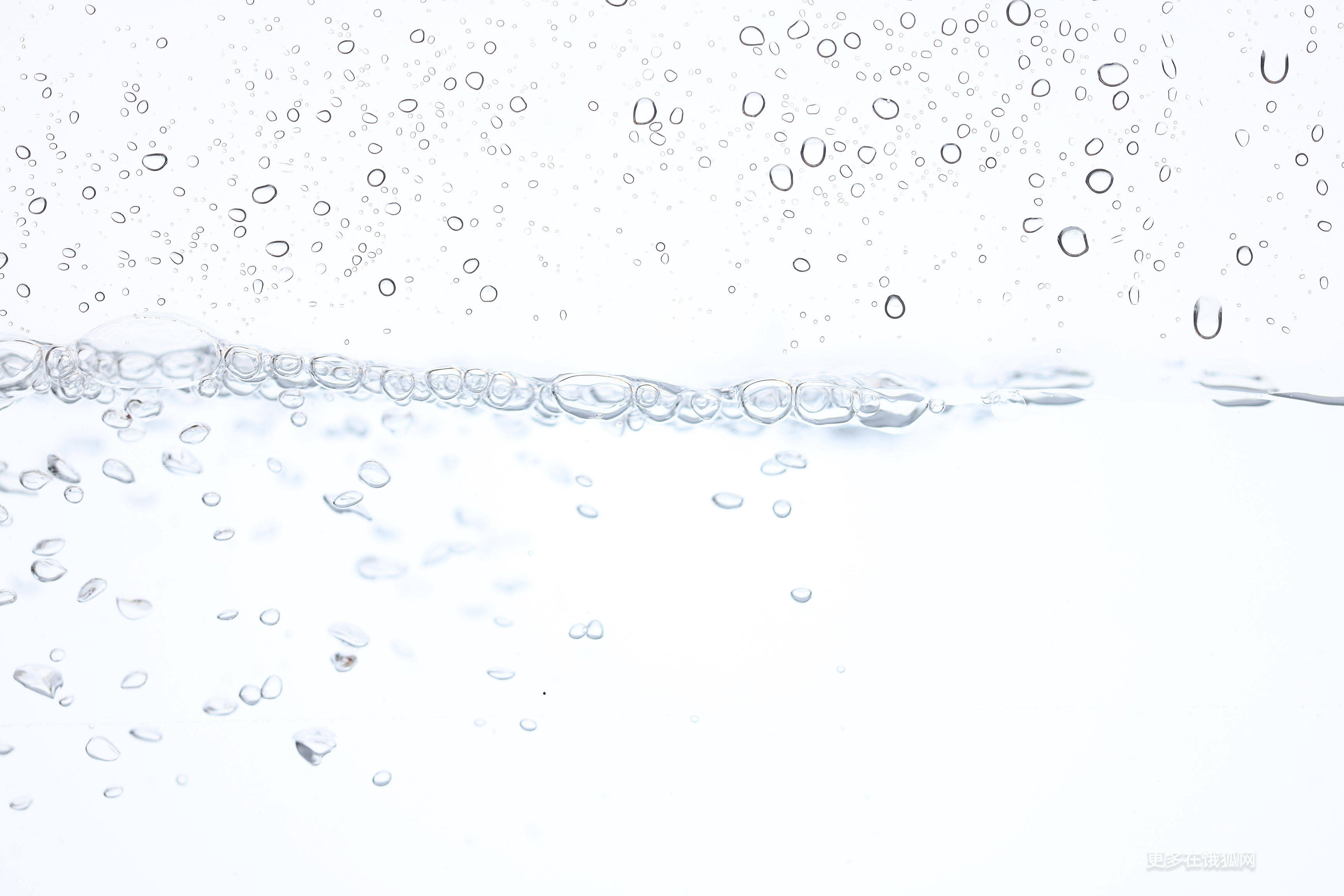 General 3456x2305 water water spray water drops simple background