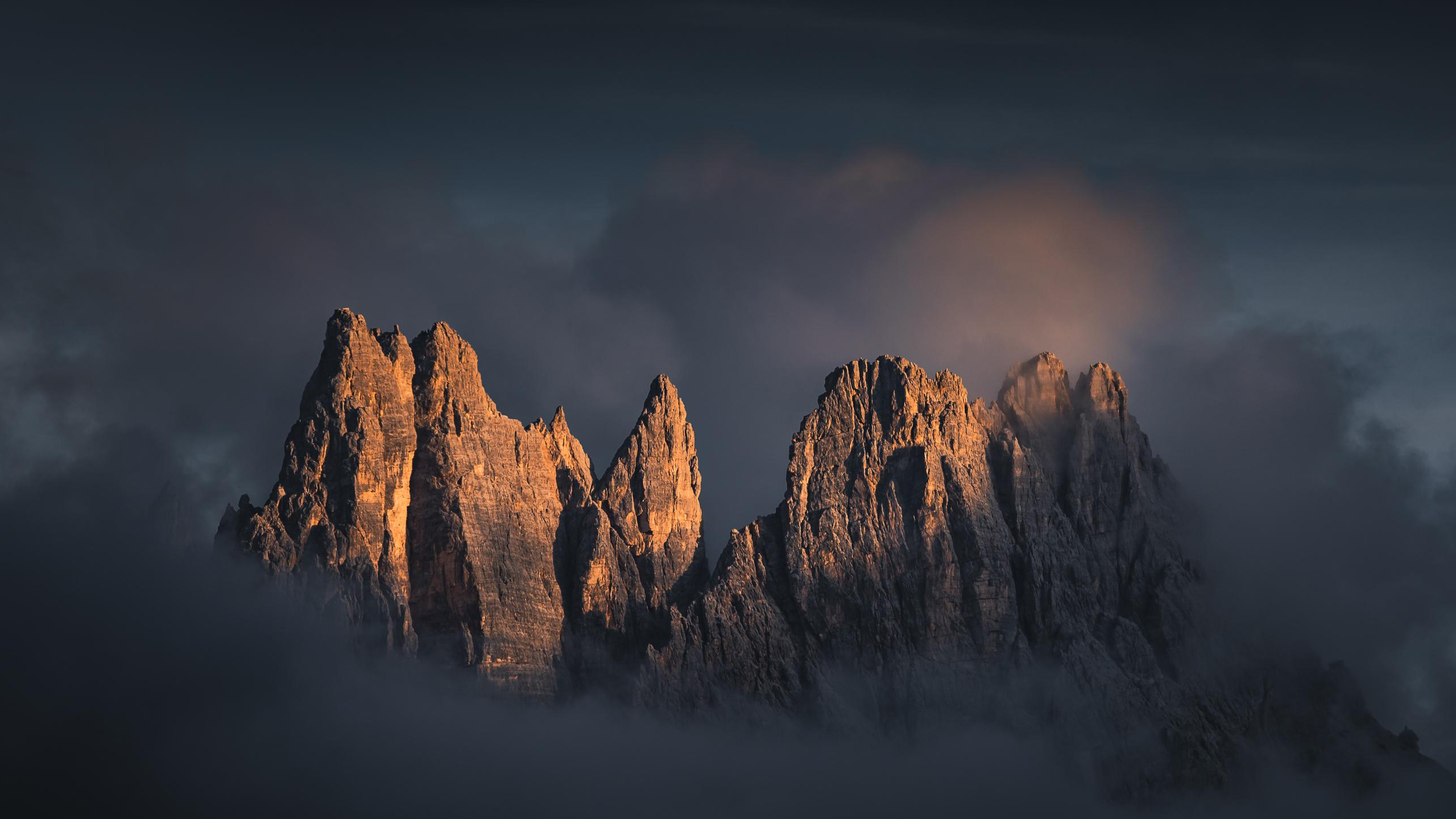 General 2560x1440 mountain view cliff clouds nature