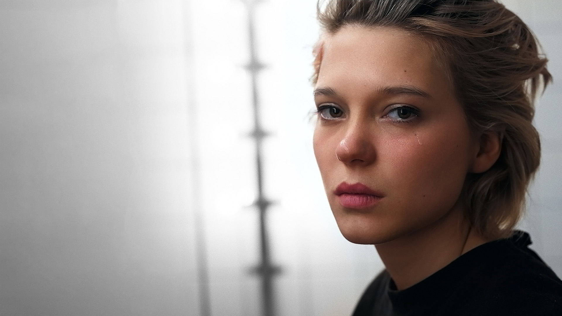tears, women, face, Léa Seydoux, blue eyes, women indoors, actress, looking  at viewer, blonde, portrait, red lipstick, crying