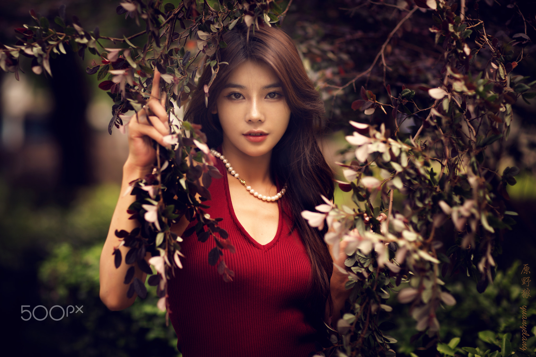 People 2048x1365 Yuan Yelang women Asian brunette looking at viewer beads leaves fall portrait red clothing