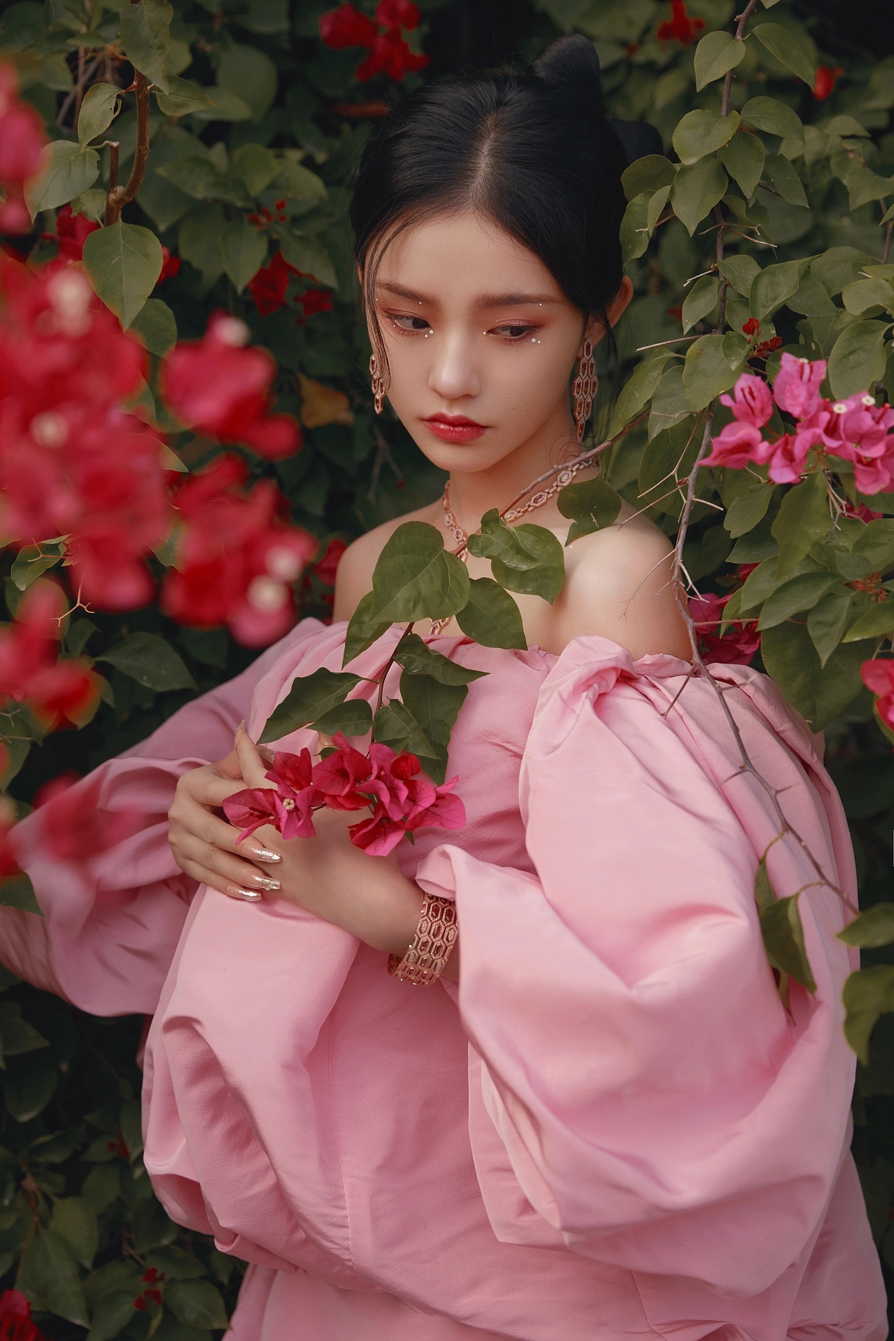 People 1280x1920 photography Lin Yun Jelly Lin Asian women model flowers
