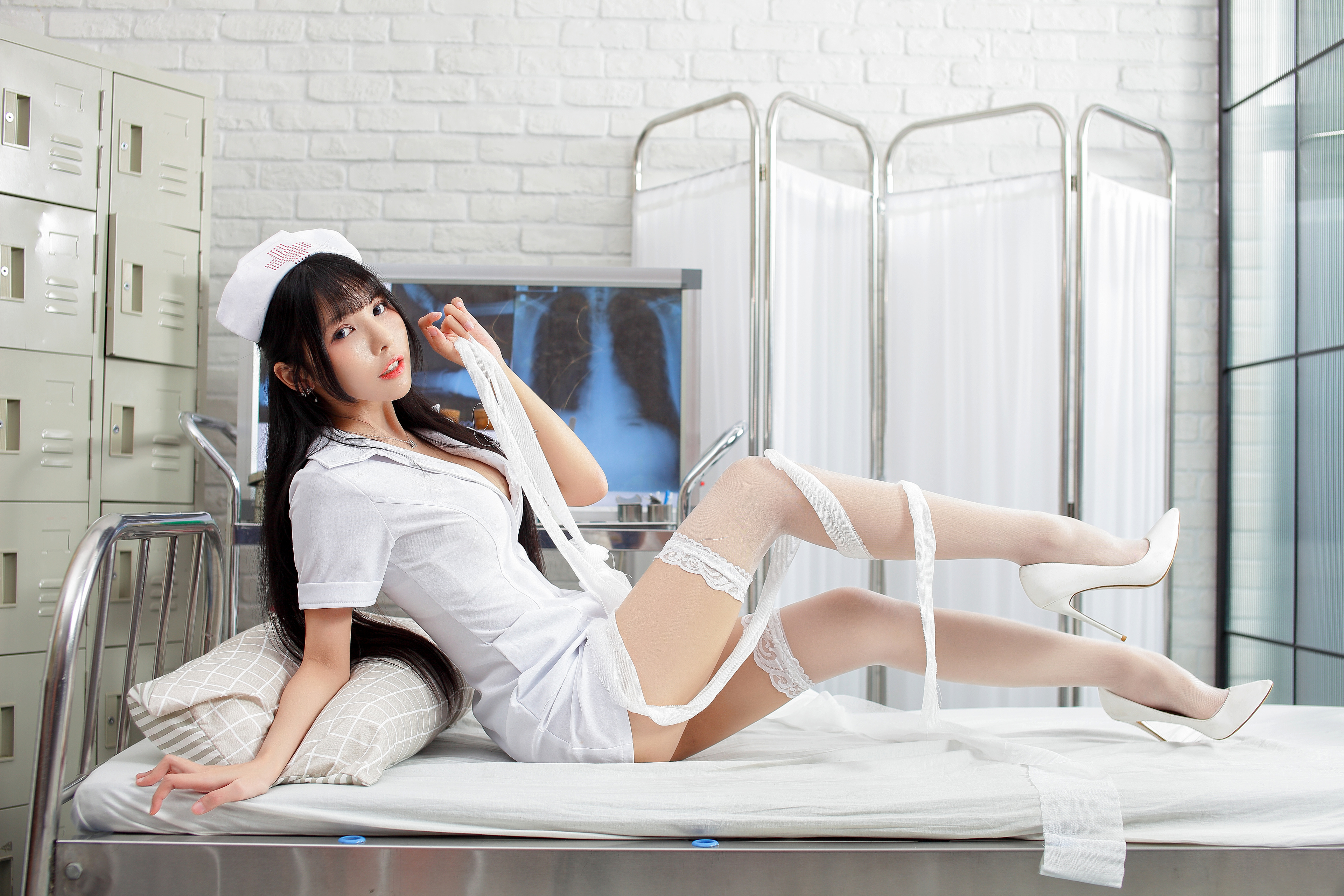 сексуальная медсестра азиатка (120) фото