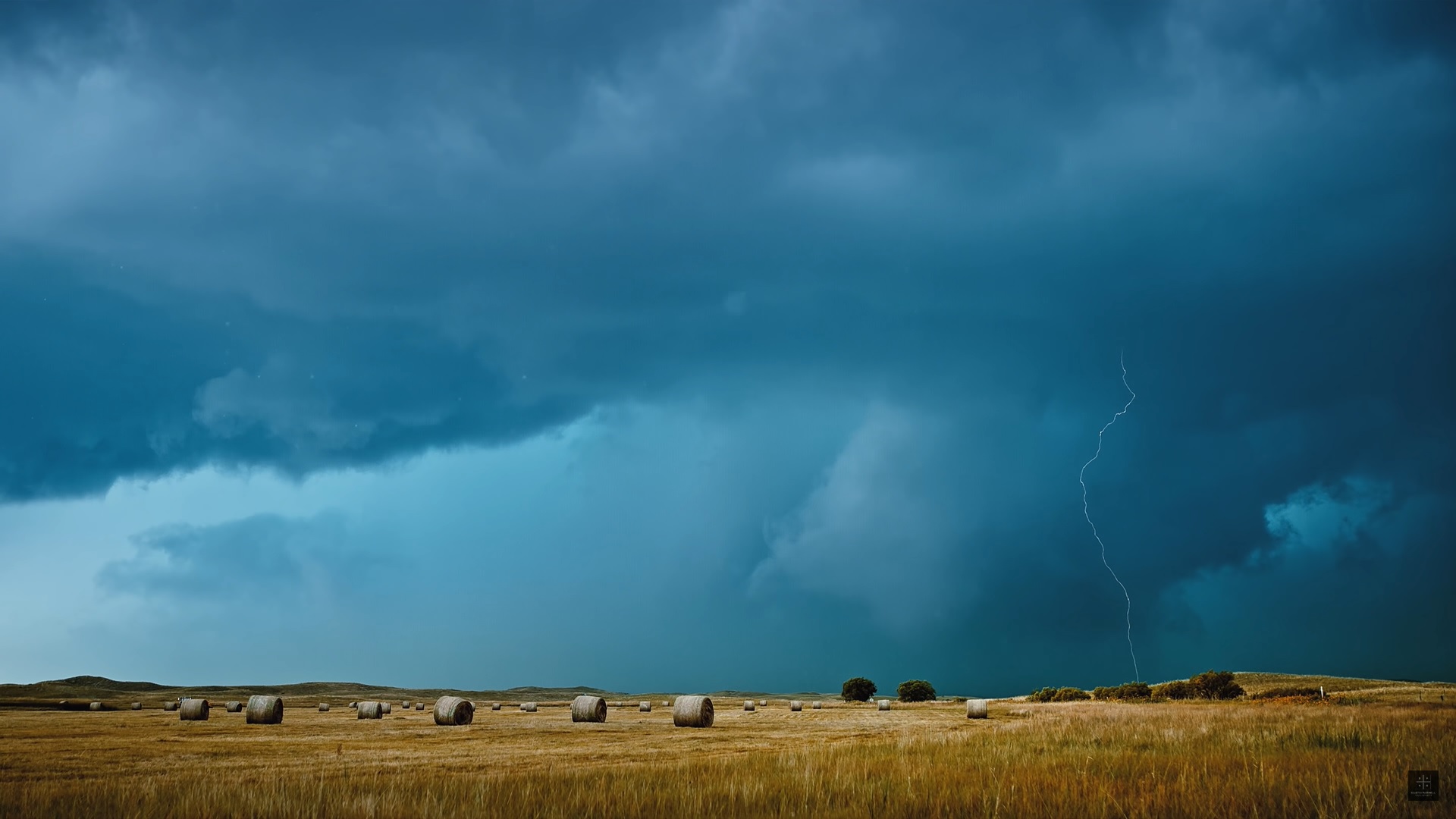 General 1920x1080 field thunderbolt sky storm haystacks clouds outdoors lightning hay bales