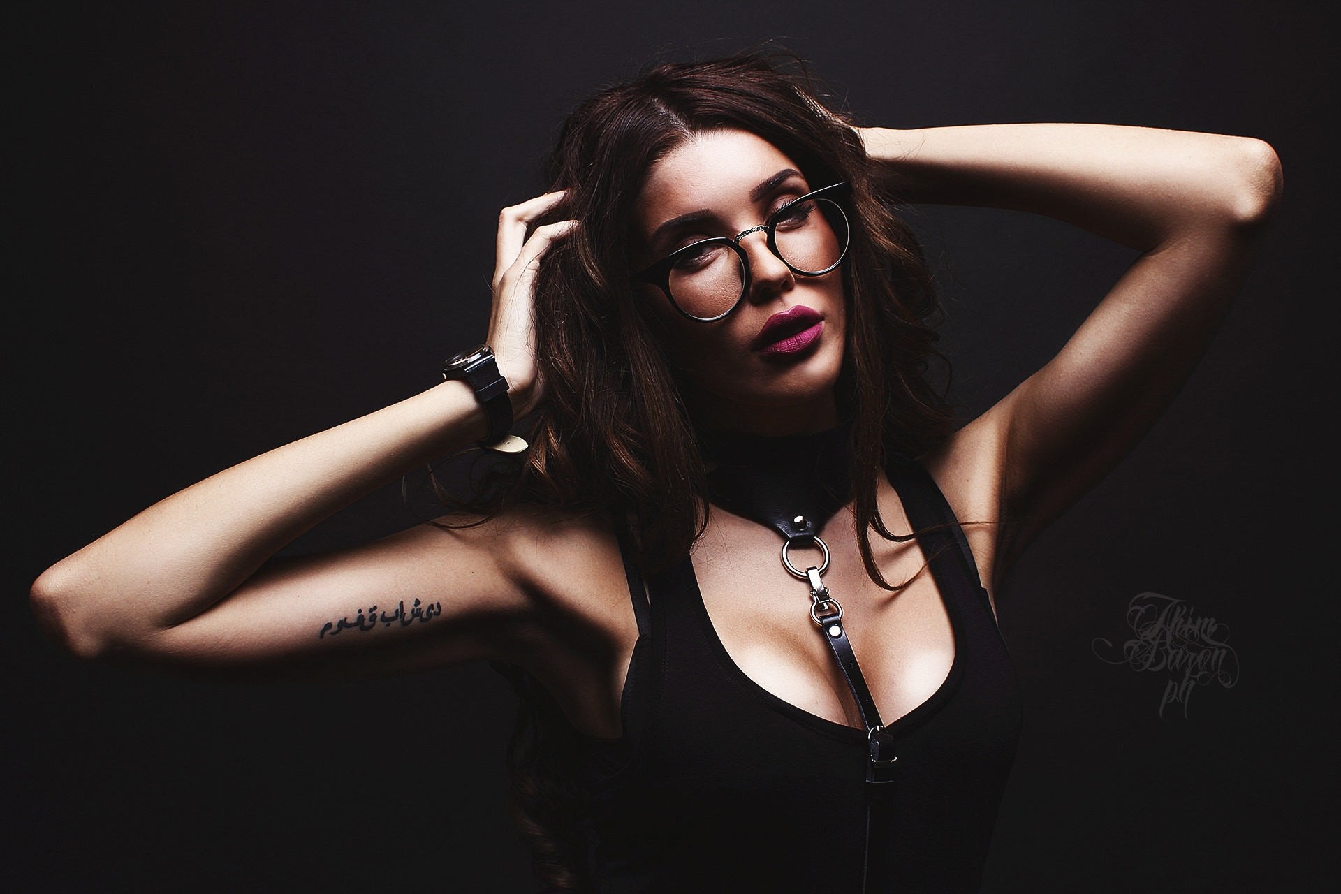 People 1920x1280 Akim Baron cleavage women model women with glasses glasses