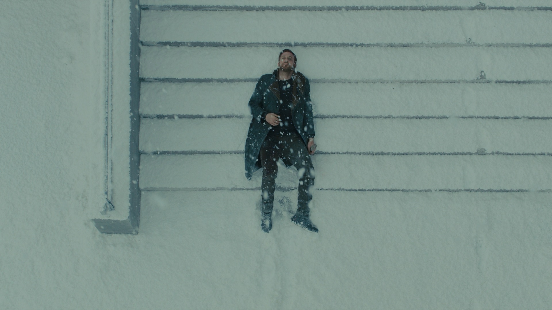 People 1920x1080 Blade Runner Blade Runner 2049 snow winter stairs movies men actor Ryan Gosling lying down