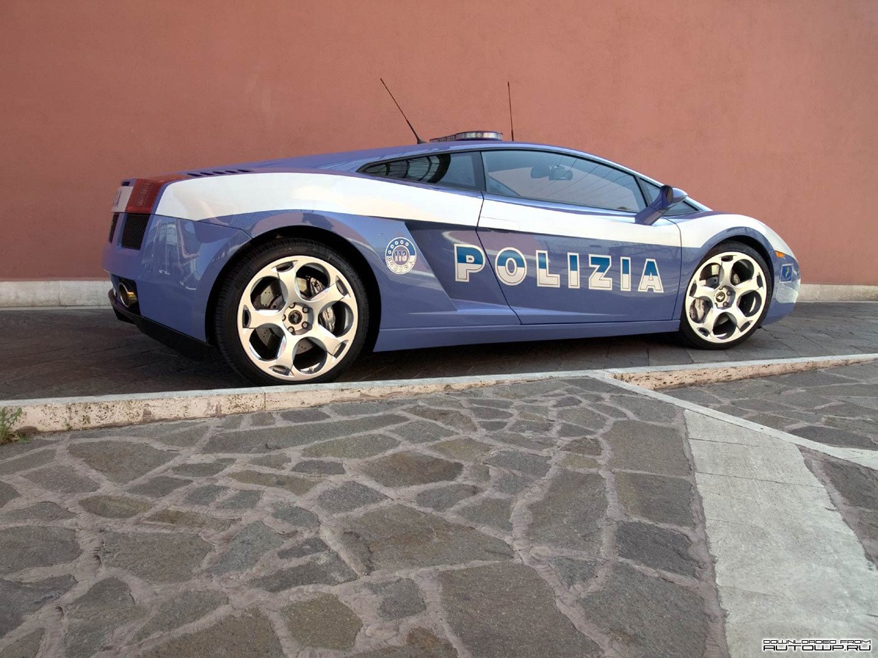 General 1280x960 car Lamborghini Gallardo Lamborghini vehicle police cars blue cars italian cars Volkswagen Group