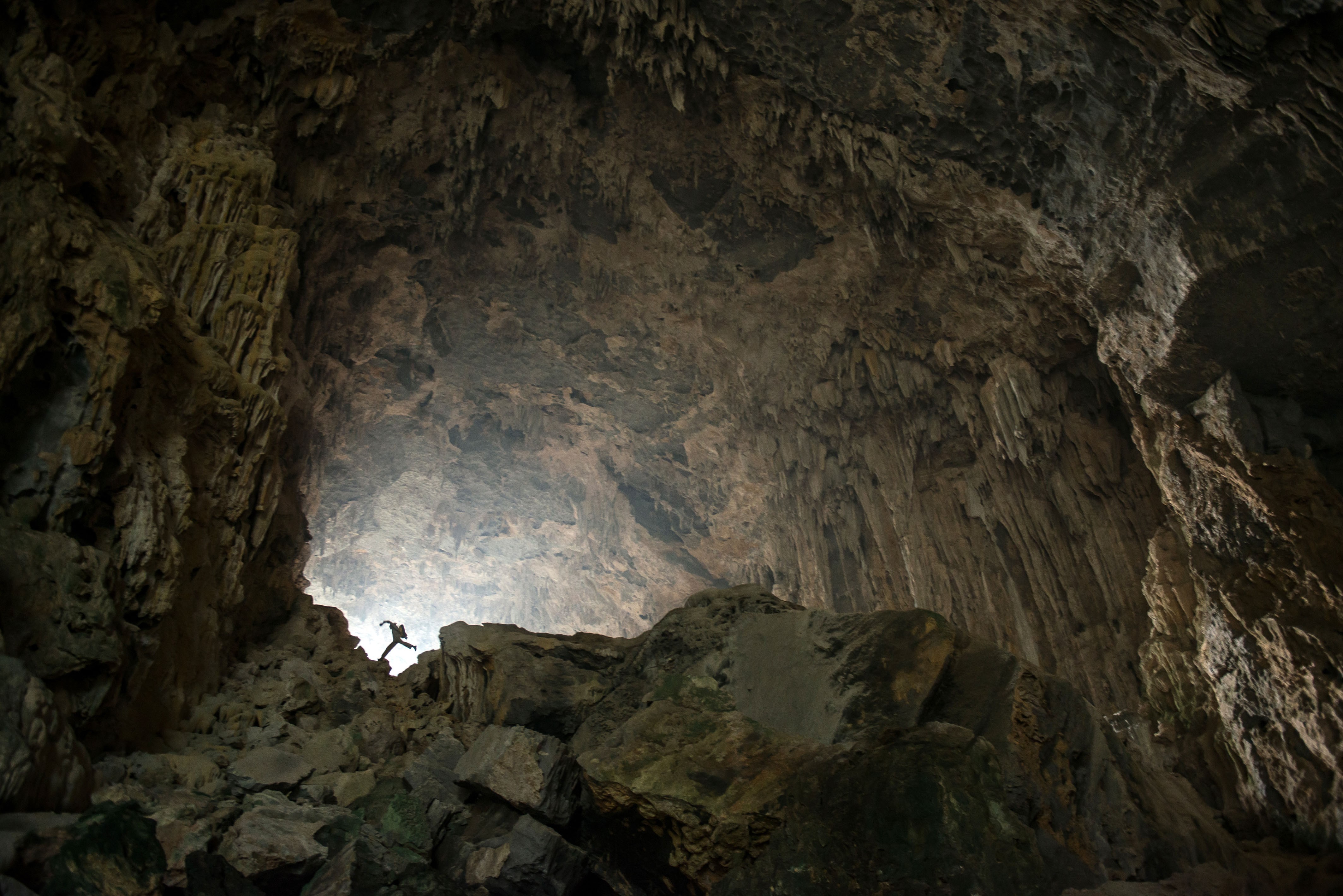 General 4255x2840 nature cave China Asia