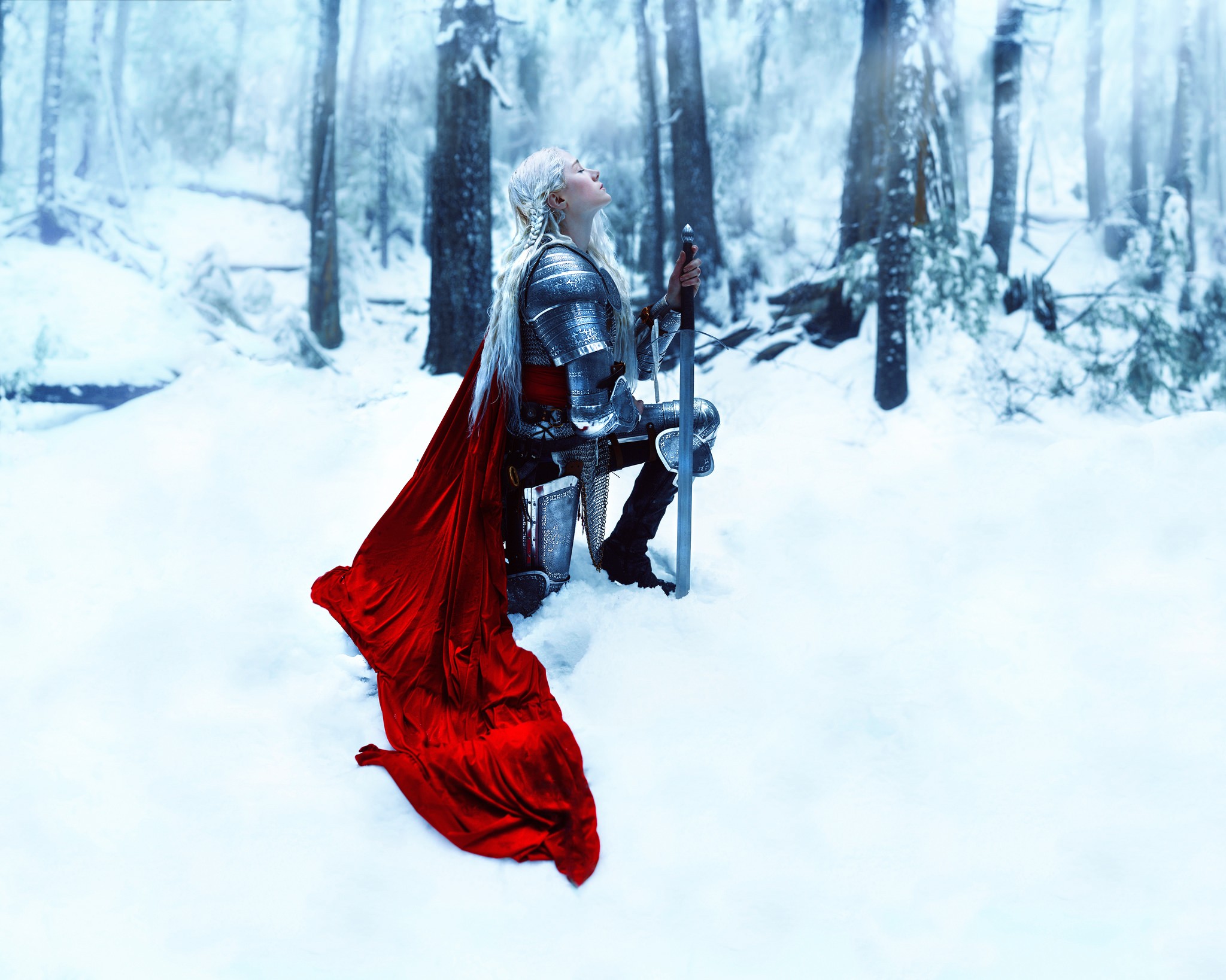 People 2048x1638 fantasy art women winter snow fantasy girl fantasy armor armor cape cold kneeling sword women with swords model
