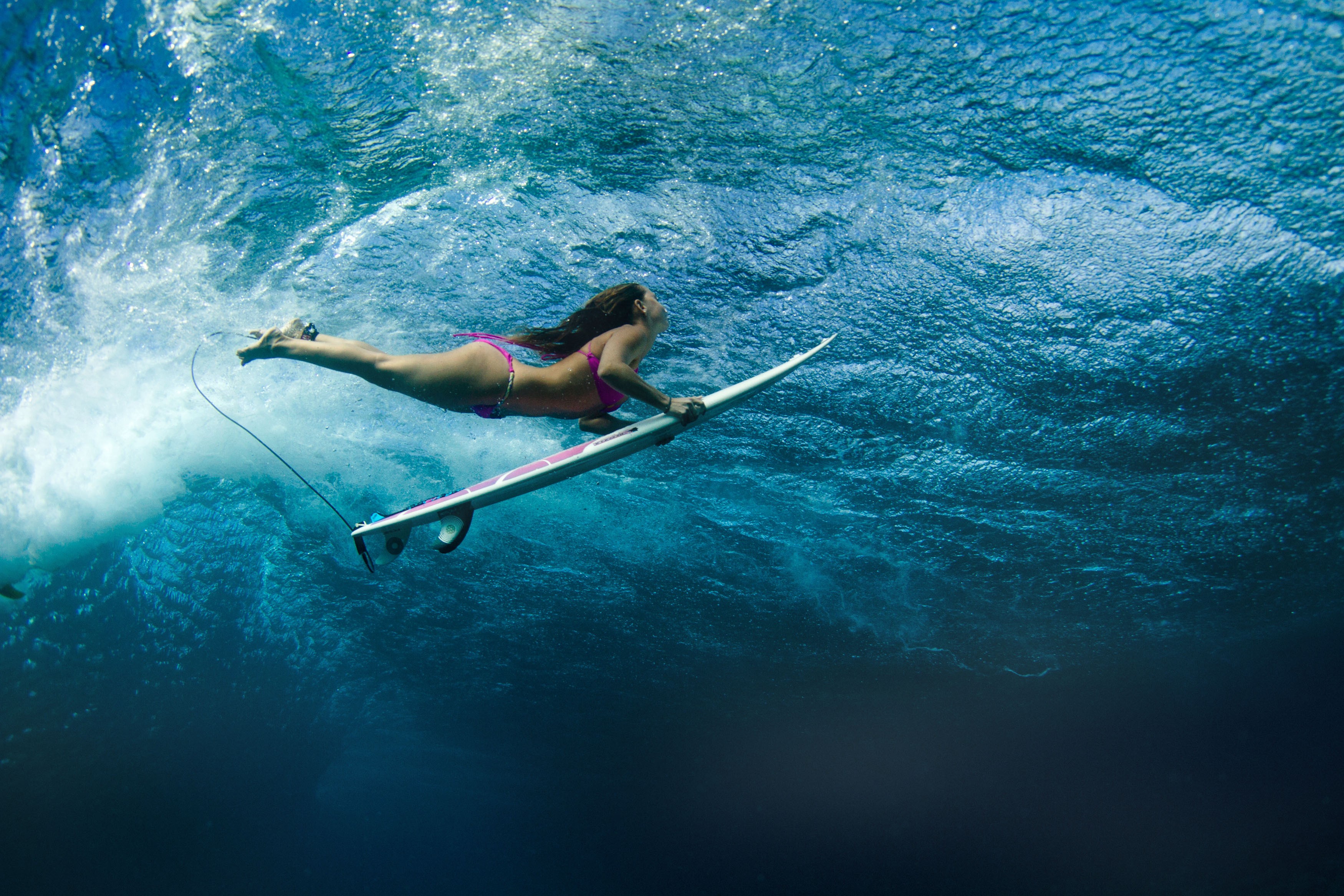 People 3500x2333 women bikini underwater surfers brunette surfboards in water women outdoors