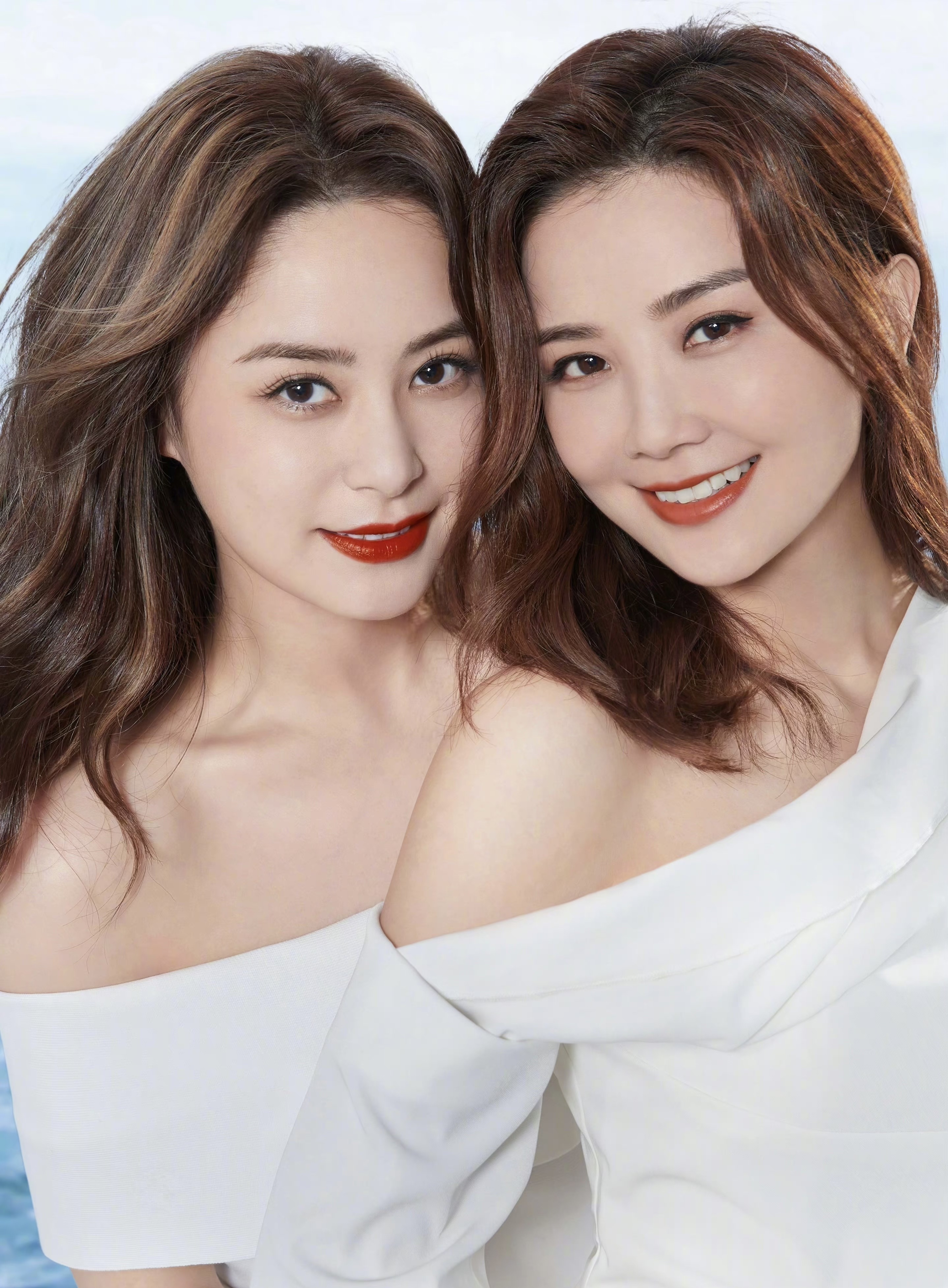 People 2876x3908 Asian women celebrity actress Zhuoyan Cai twins