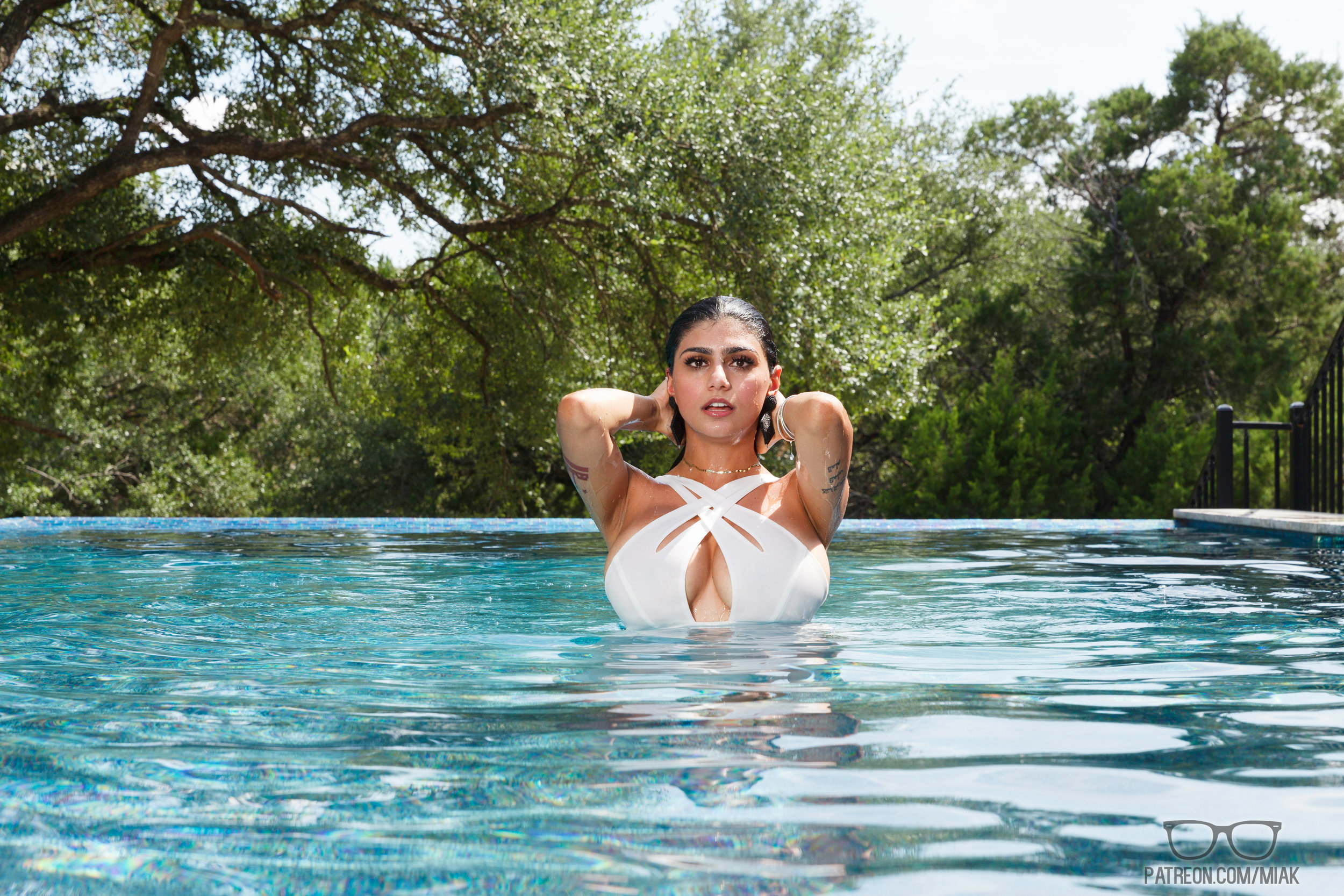 People 2500x1667 Mia Khalifa women pornstar white dress swimming pool boobs wet