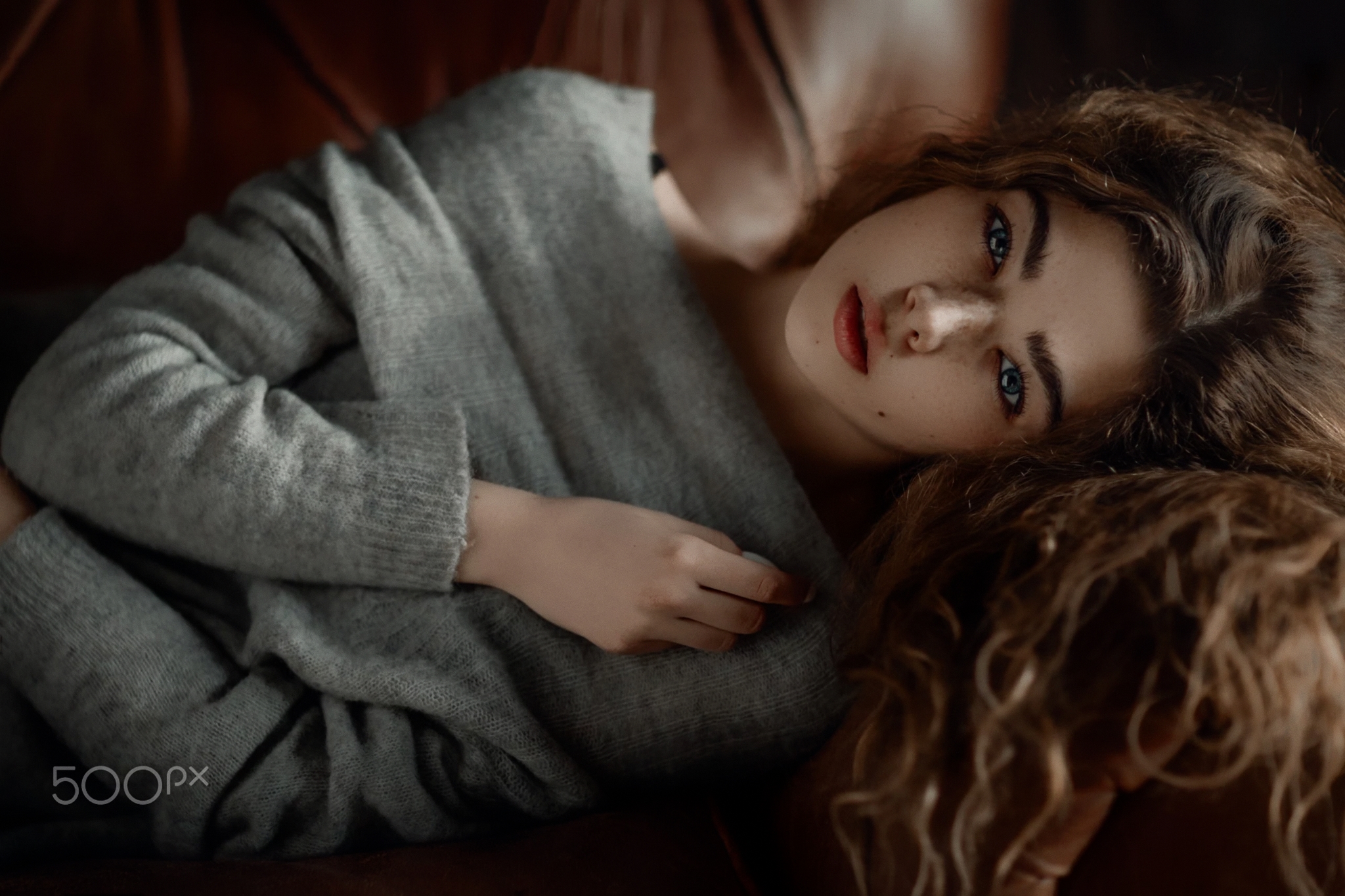 People 2048x1365 women model brunette looking at viewer gray eyes portrait freckles long hair bokeh lying on side sweater couch indoors women indoors Ali Falak 500px