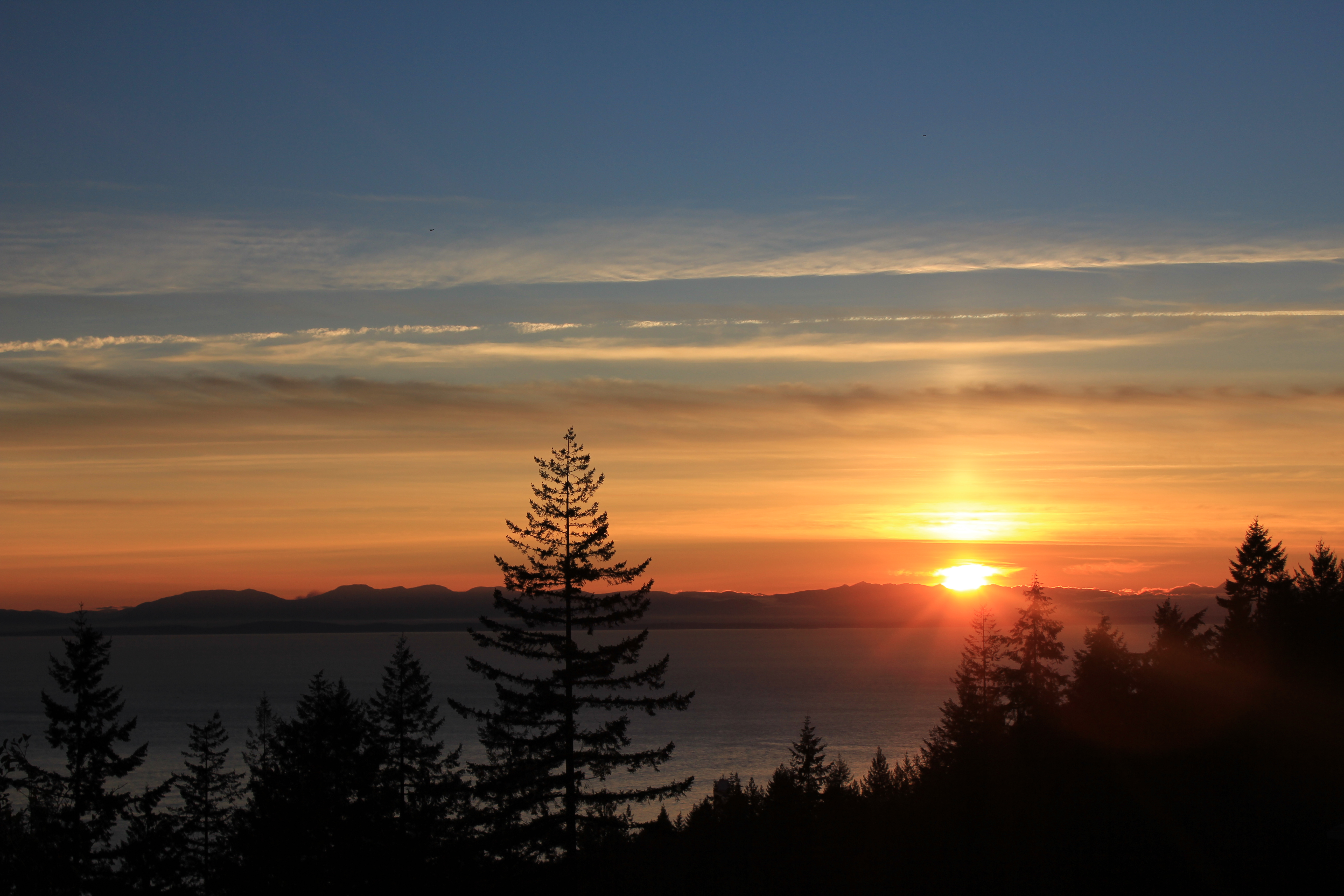 General 5184x3456 British Columbia sunset Vancouver landscape mountains orange sky low light