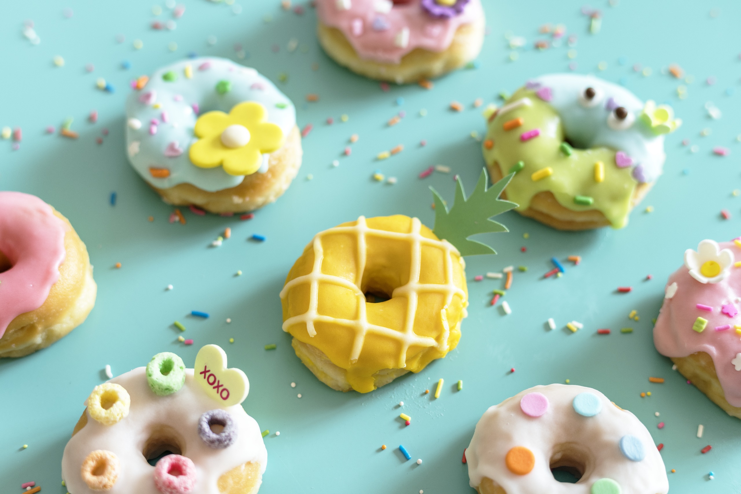 General 2560x1707 food sweets colorful donut