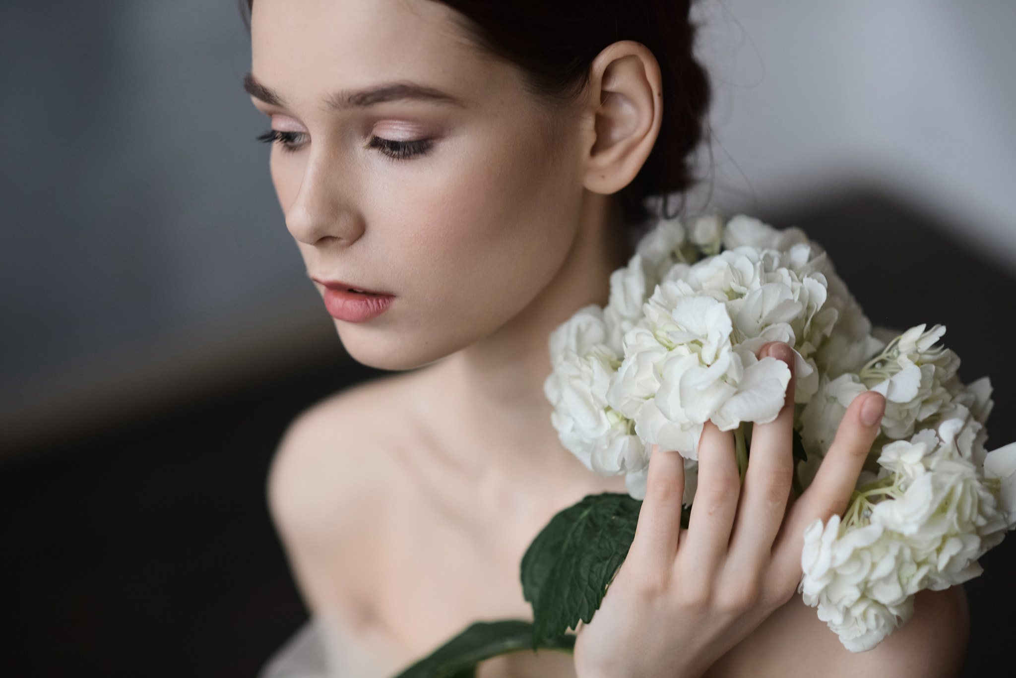 People 2048x1367 Dmitry Levykin women Irina Telicheva makeup eyeshadow looking away lipstick flowers petals leaves hydrangea portrait model