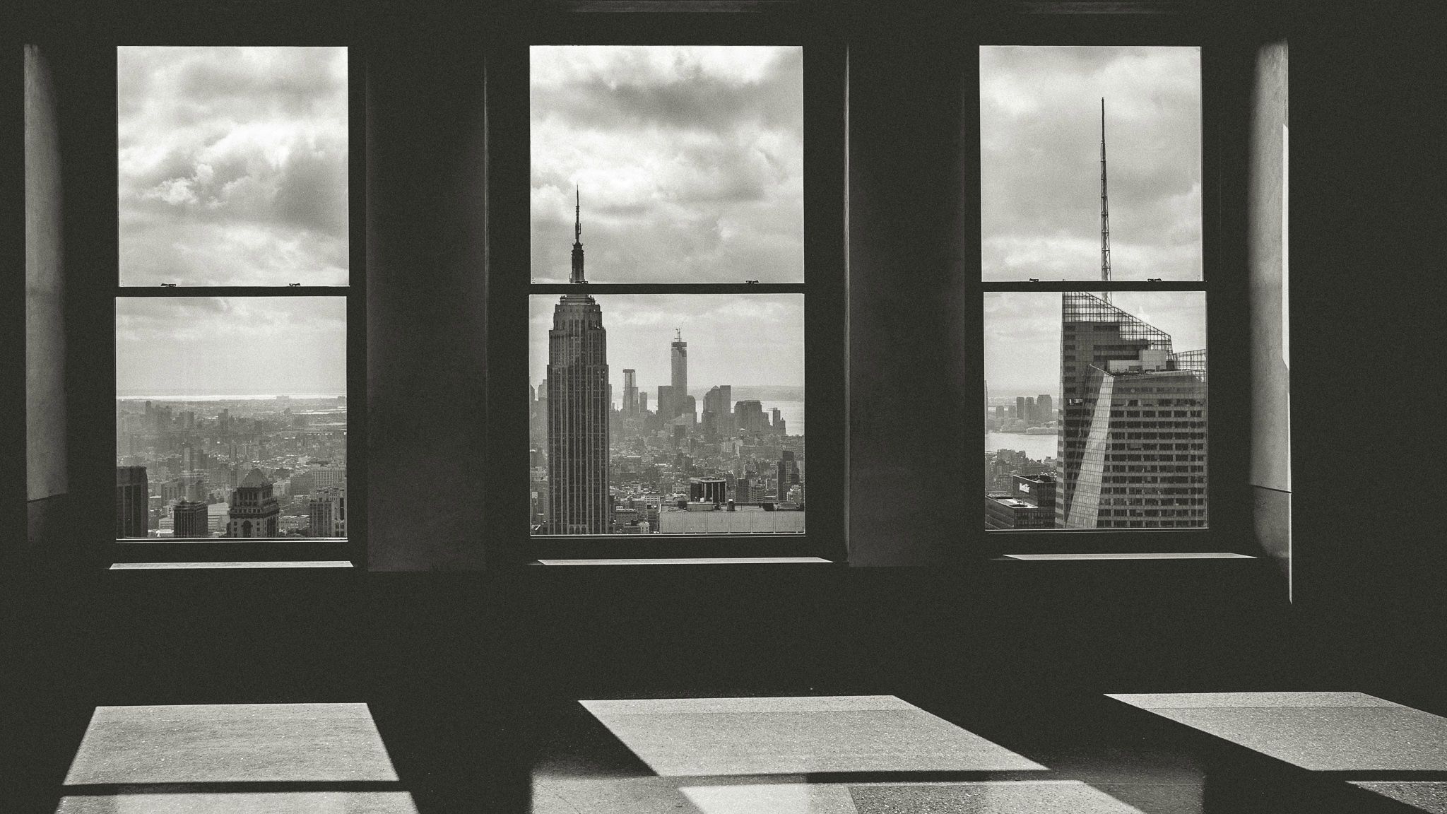 General 2048x1152 photography monochrome cityscape New York City architecture shadow