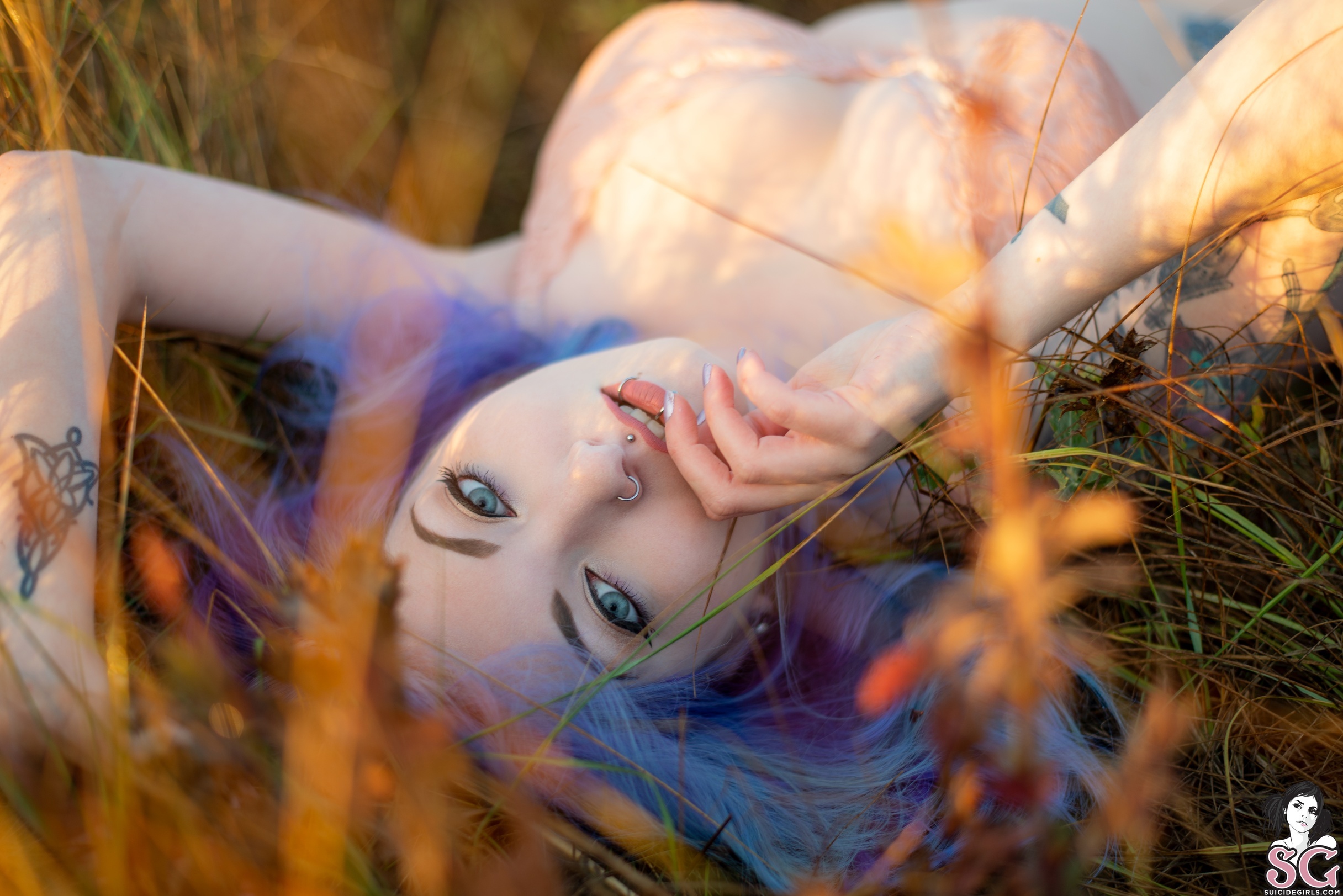 People 2432x1623 Nayru Suicide on the floor lying on back women women outdoors painted nails blue eyes model looking at viewer piercing tattoo dyed hair lingerie Suicide Girls face pierced lip pierced nose nose ring closeup watermarked