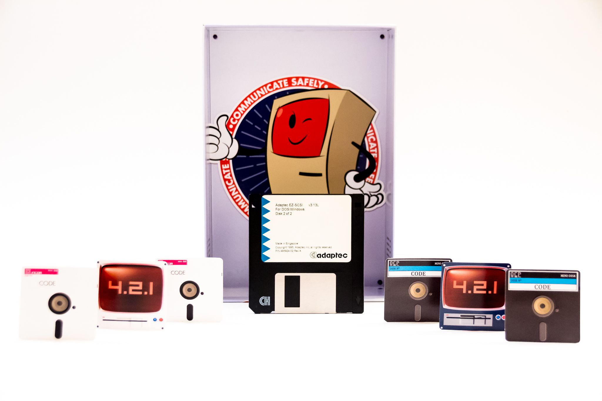 General 2048x1365 board games Decrypto technology floppy disk simple background white background