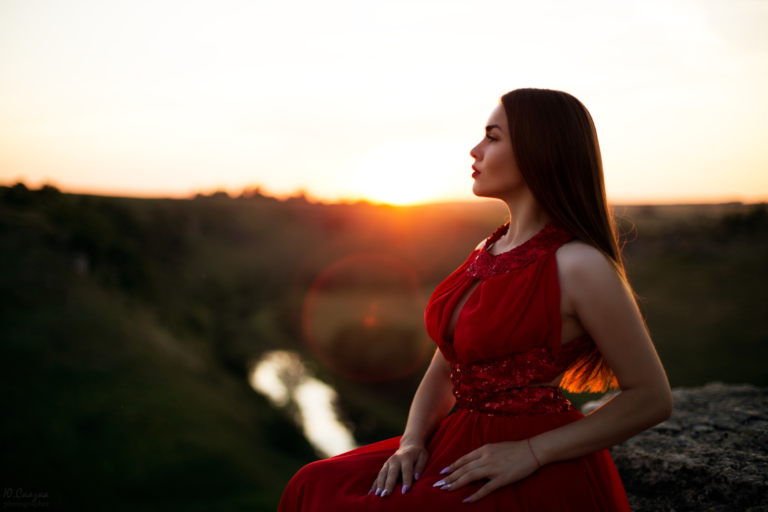 People 2560x1707 women model brunette red dress women outdoors depth of field painted nails profile sunset sitting looking into the distance