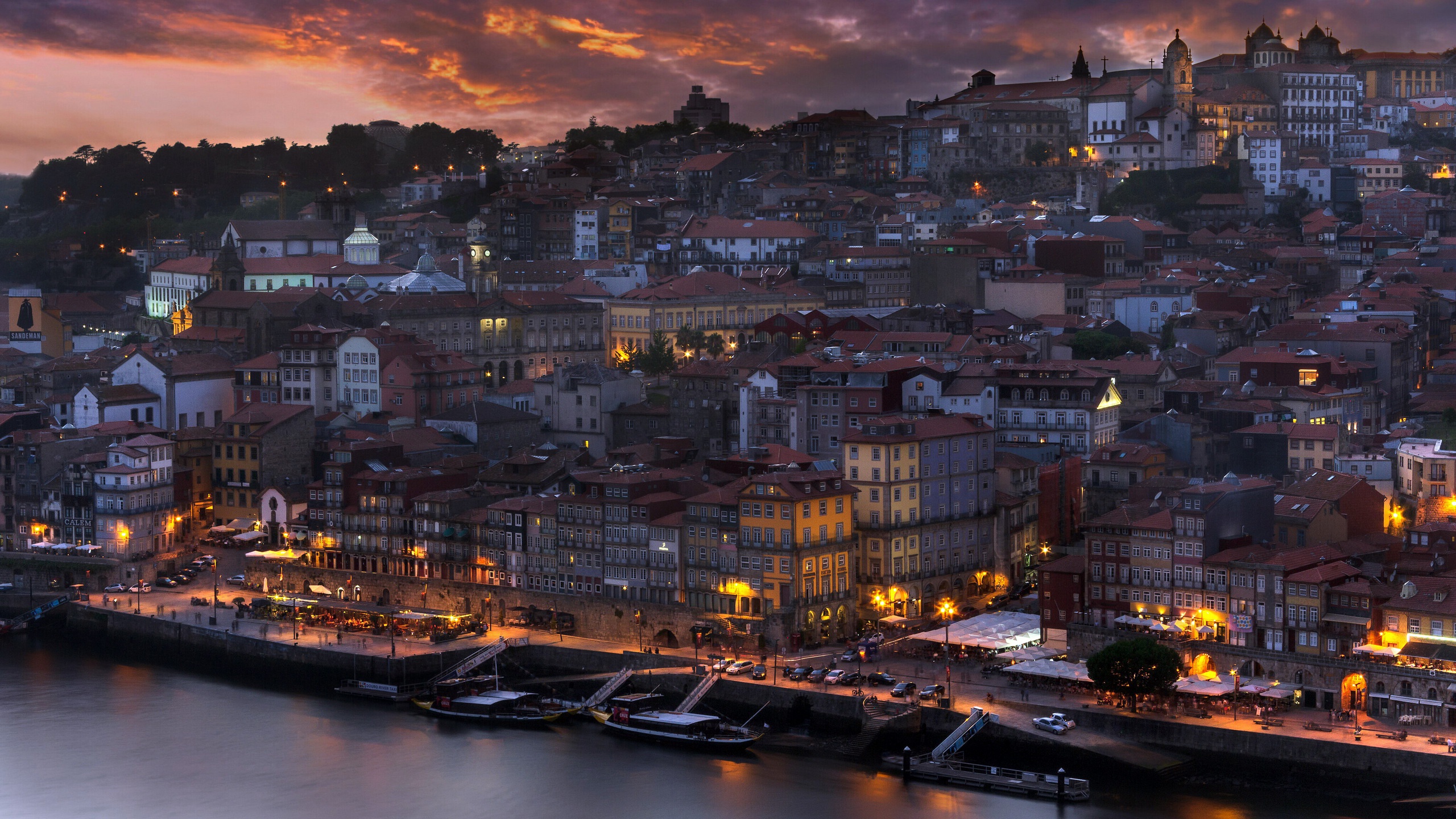 General 2560x1440 Portugal Porto cityscape city lights Rio Douro